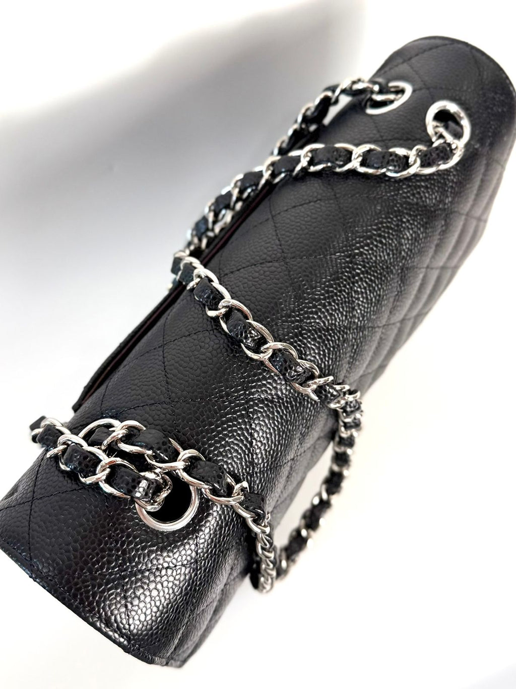 CHANEL CLASSIC  CAVIAR QUILTED DOUBLE FLAP MEDIUM BAG