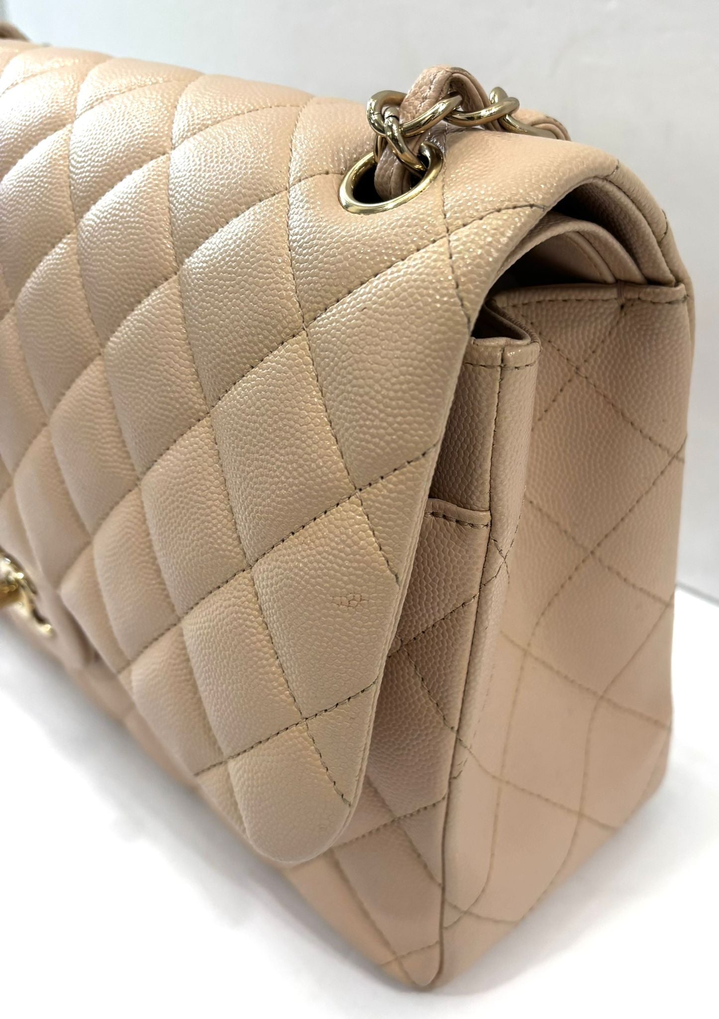 CHANEL CAVIAR QUILTED JUMBO CLASSIC DOUBLE FLAP BAG