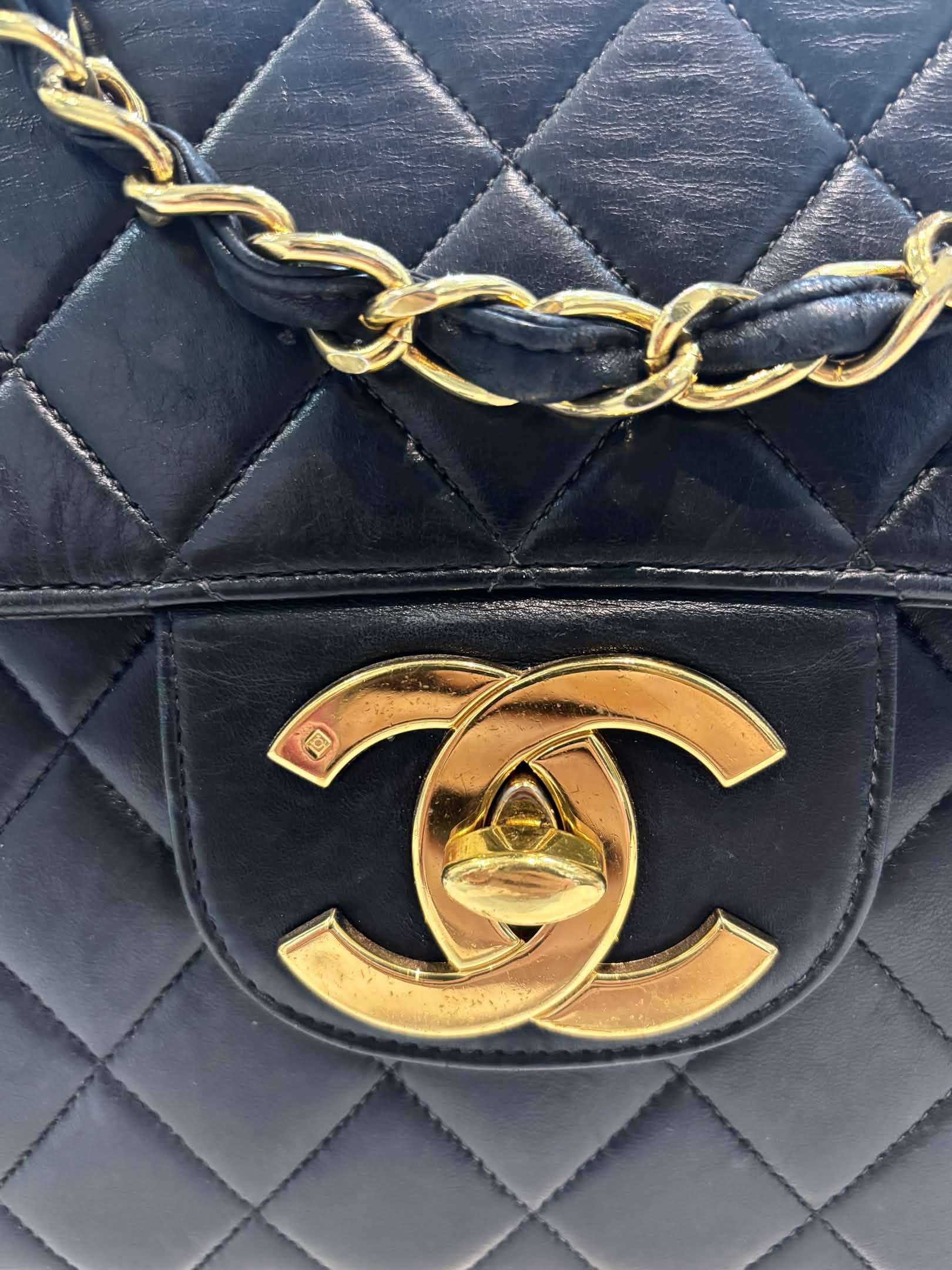 CHANEL QUILTED LAMBSKIN CLASSIC MAXI FLAP BAG