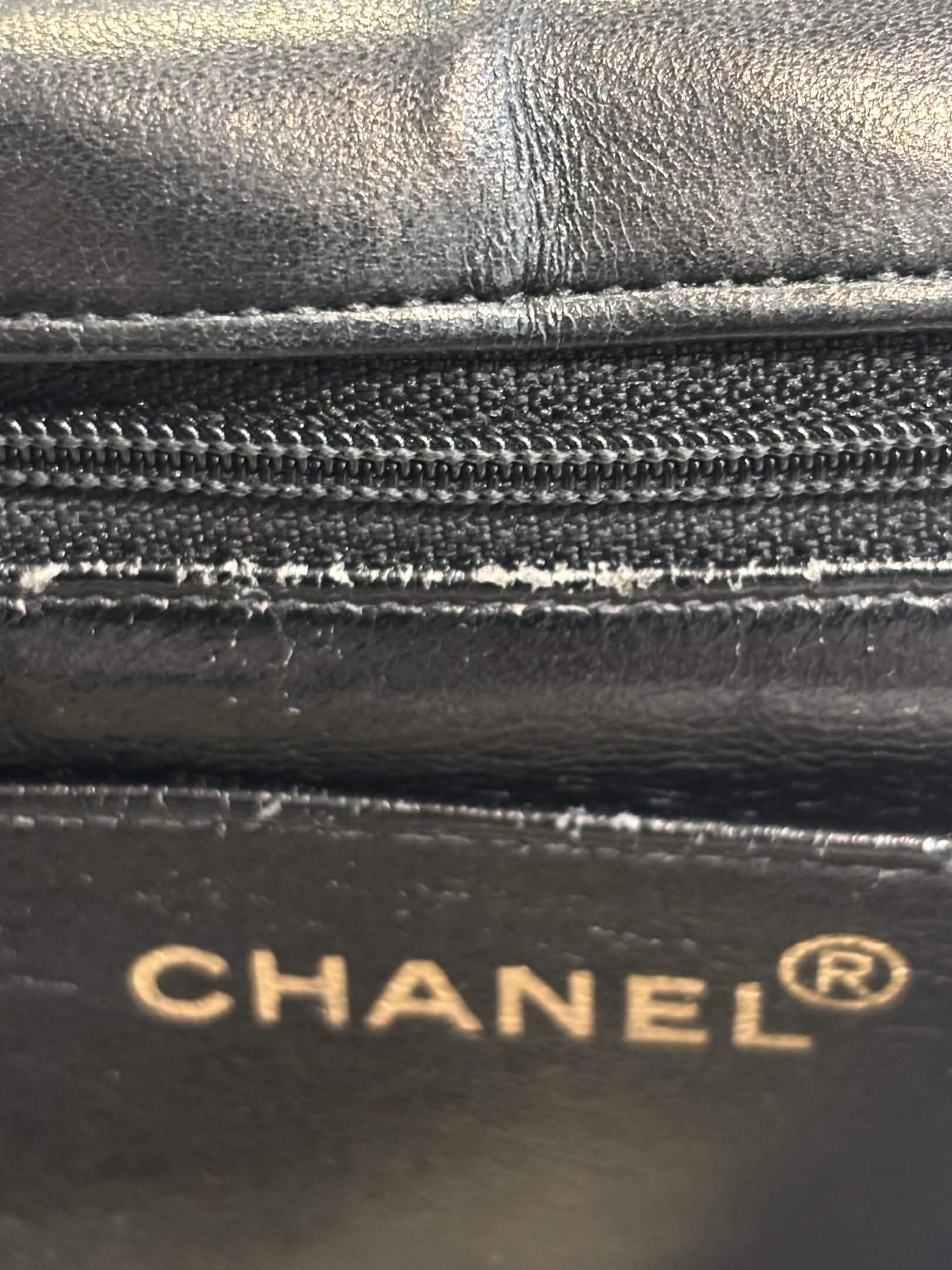 CHANEL QUILTED LAMBSKIN CLASSIC MAXI FLAP BAG