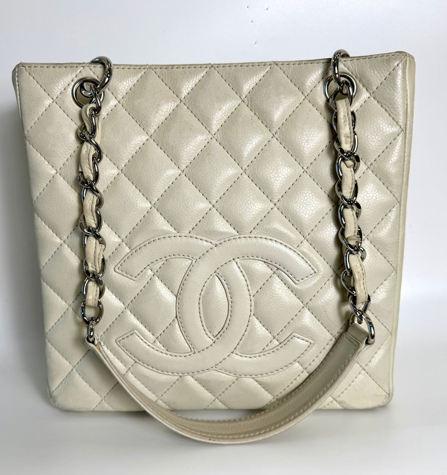 CHANEL COCO MARK QUILTED LAMBSKIN CHAIN TOTE BAG