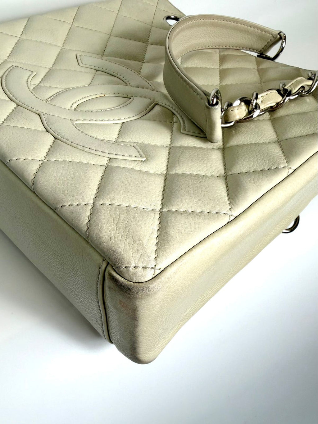 CHANEL COCO MARK QUILTED LAMBSKIN CHAIN TOTE BAG
