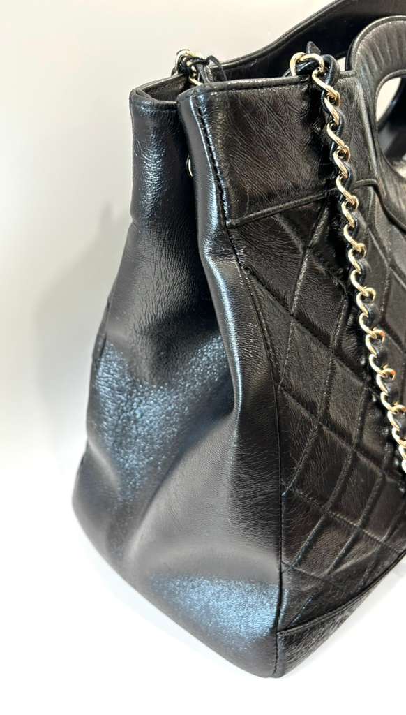CHANEL SHINY LAMBSKIN QUILTED 31 SHOPPING TOTE BAG