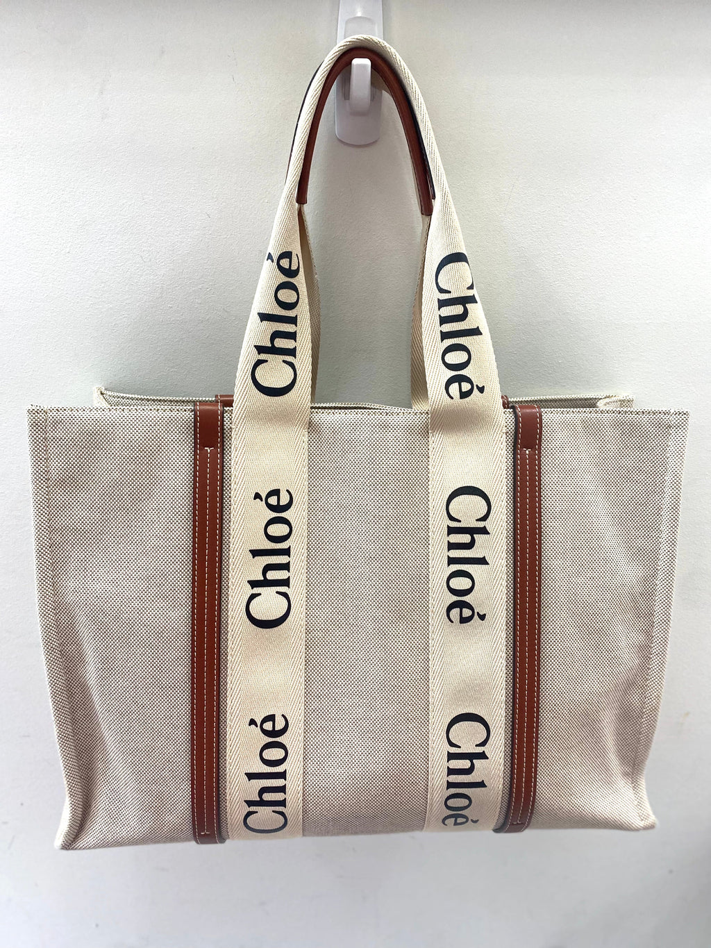 CHLOÉ MEDIUM WOODY LINEN TOTE BAG