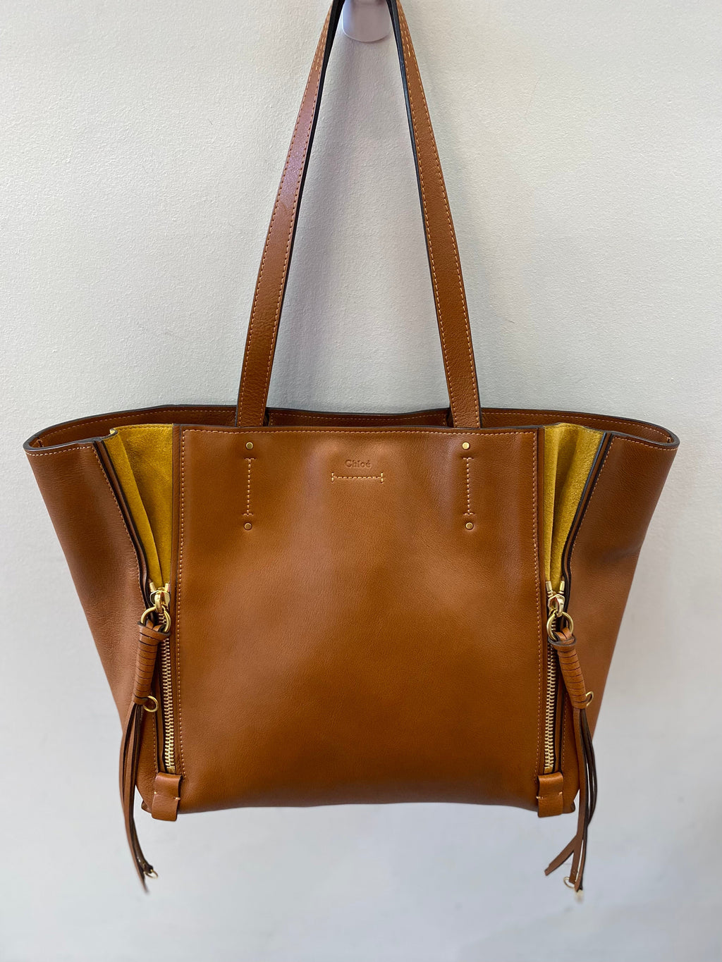 CHLOÉ MILO CALFSKIN LEATHER MEDIUM TOTE BAG CARAMEL