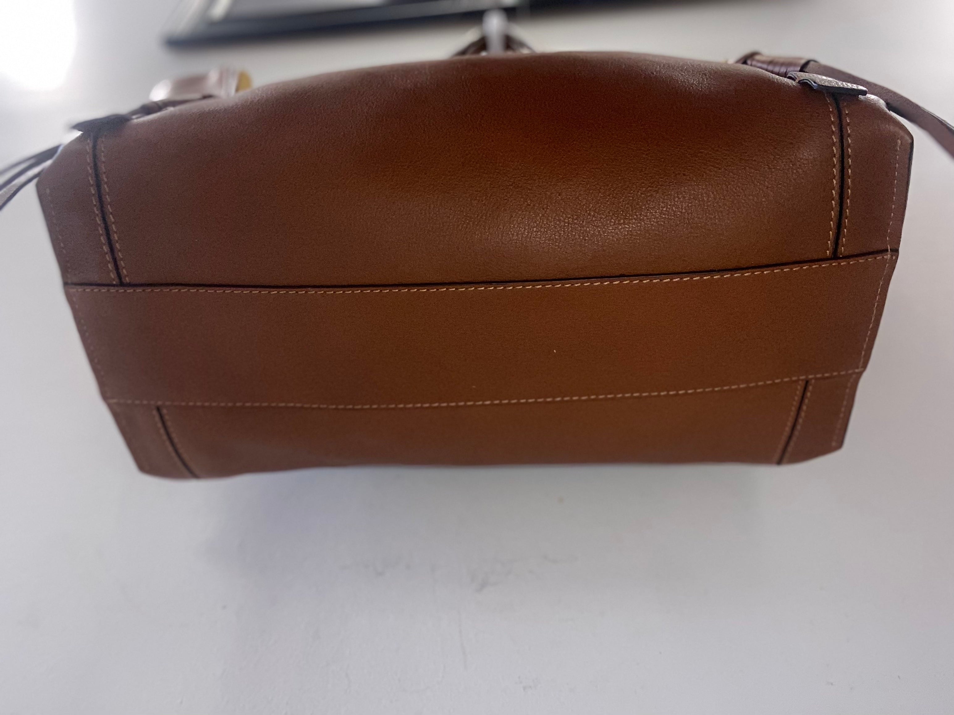 CHLOÉ MILO CALFSKIN LEATHER MEDIUM TOTE BAG CARAMEL