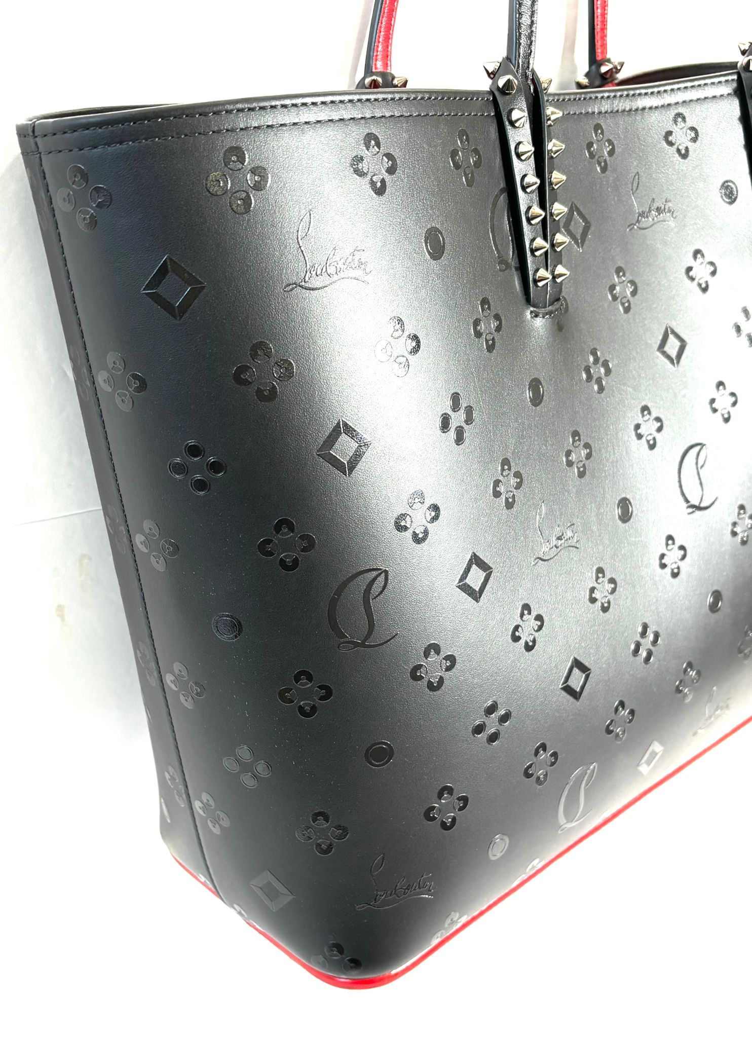 CHRISTIAN LOUBOUTIN CABATA LOUBINTHESKY LEATHER TOTE