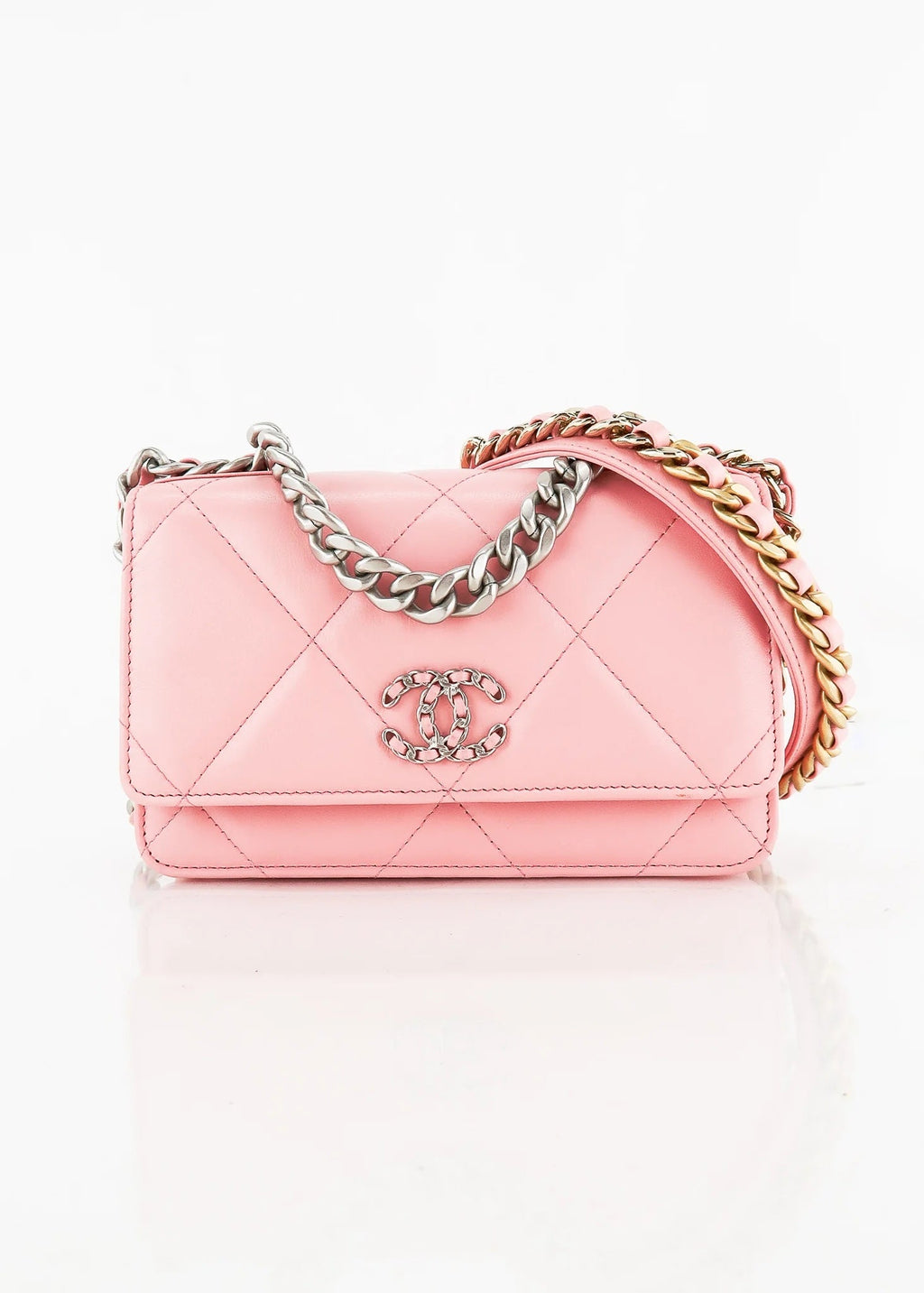 CHANEL 19 QUILTED LAMBSKIN WALLET ON CHAIN