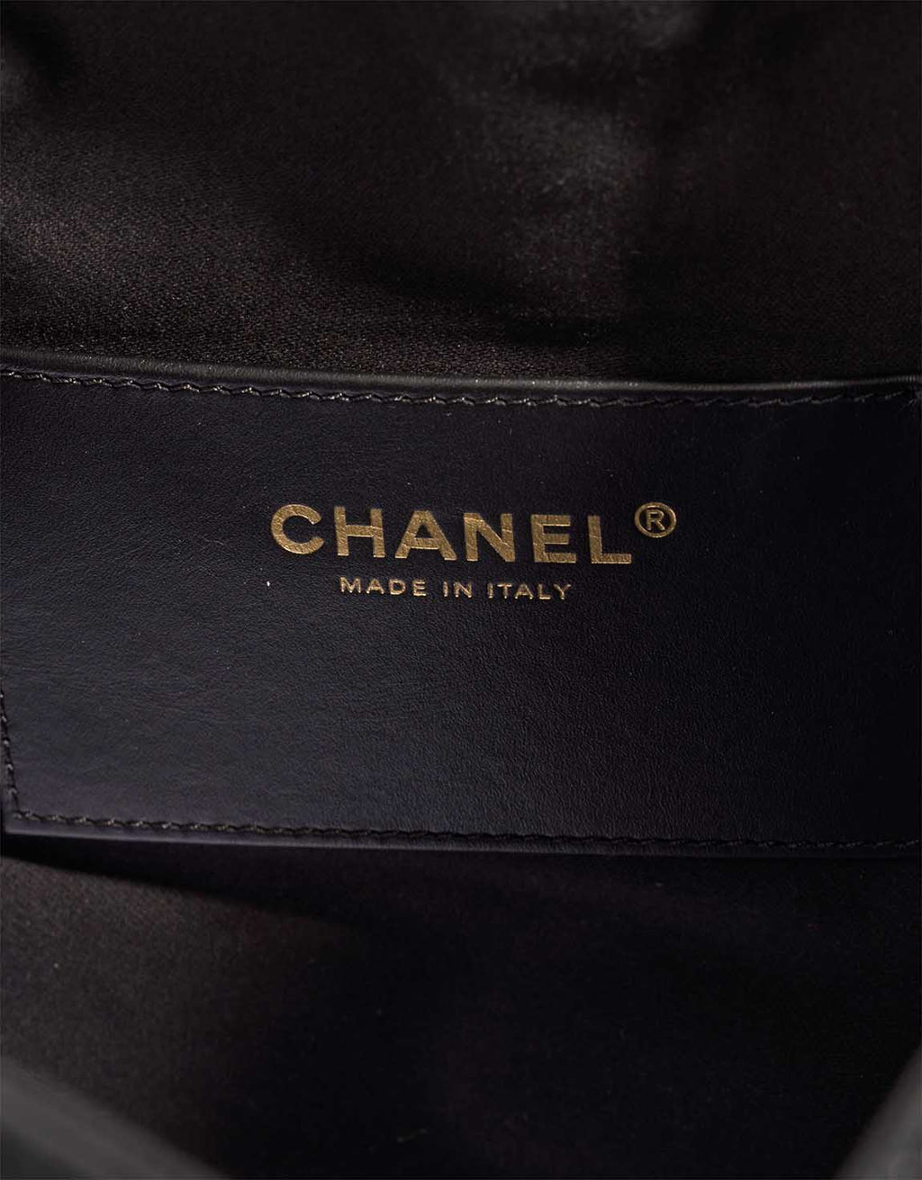 CHANEL 25 CAVIAR QUILTED CALFSKIN LEATHER SMALL HOBO BAG