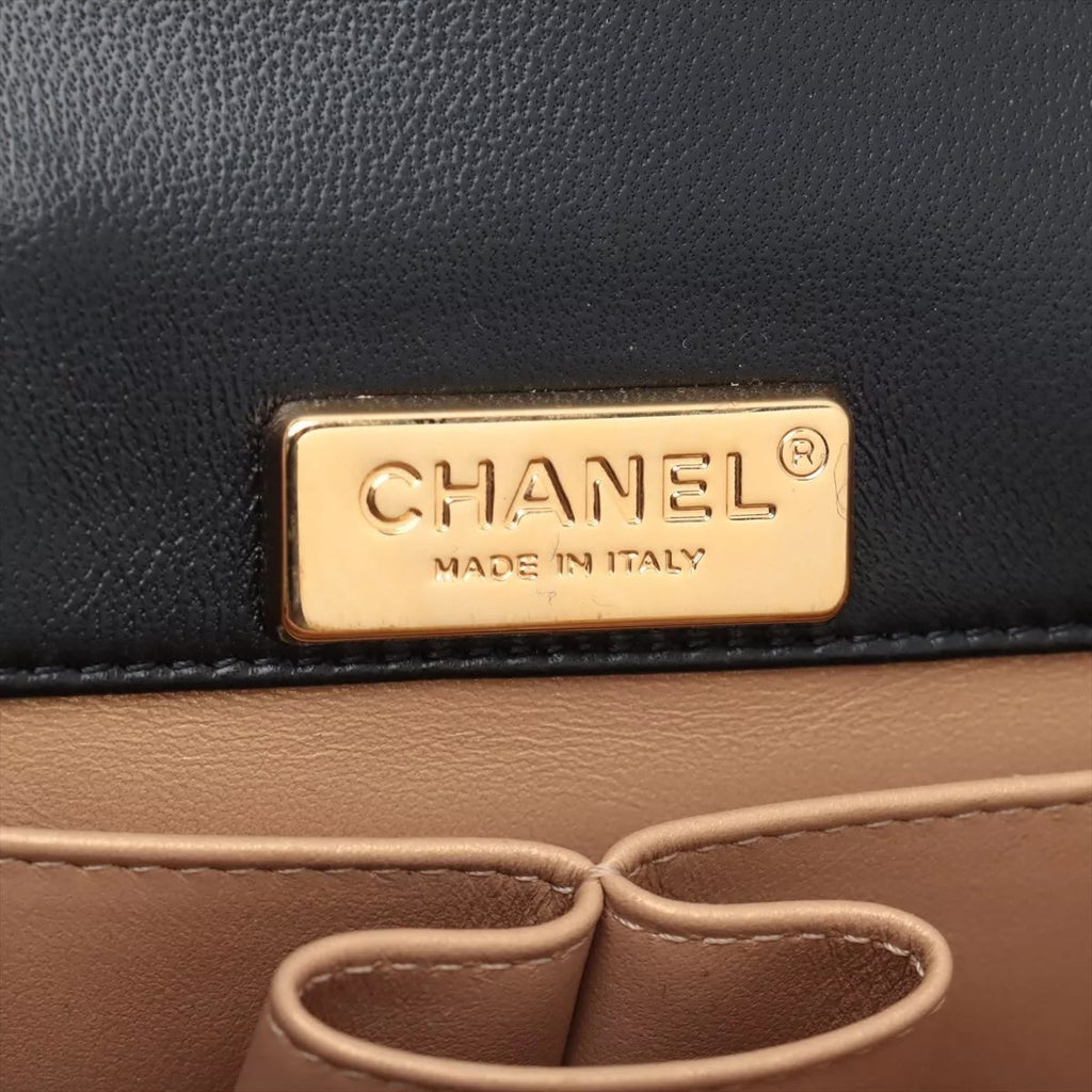 CHANEL CC LAMBSKIN QUILTED  GOLDEN PLATE MINI FLAP BAG