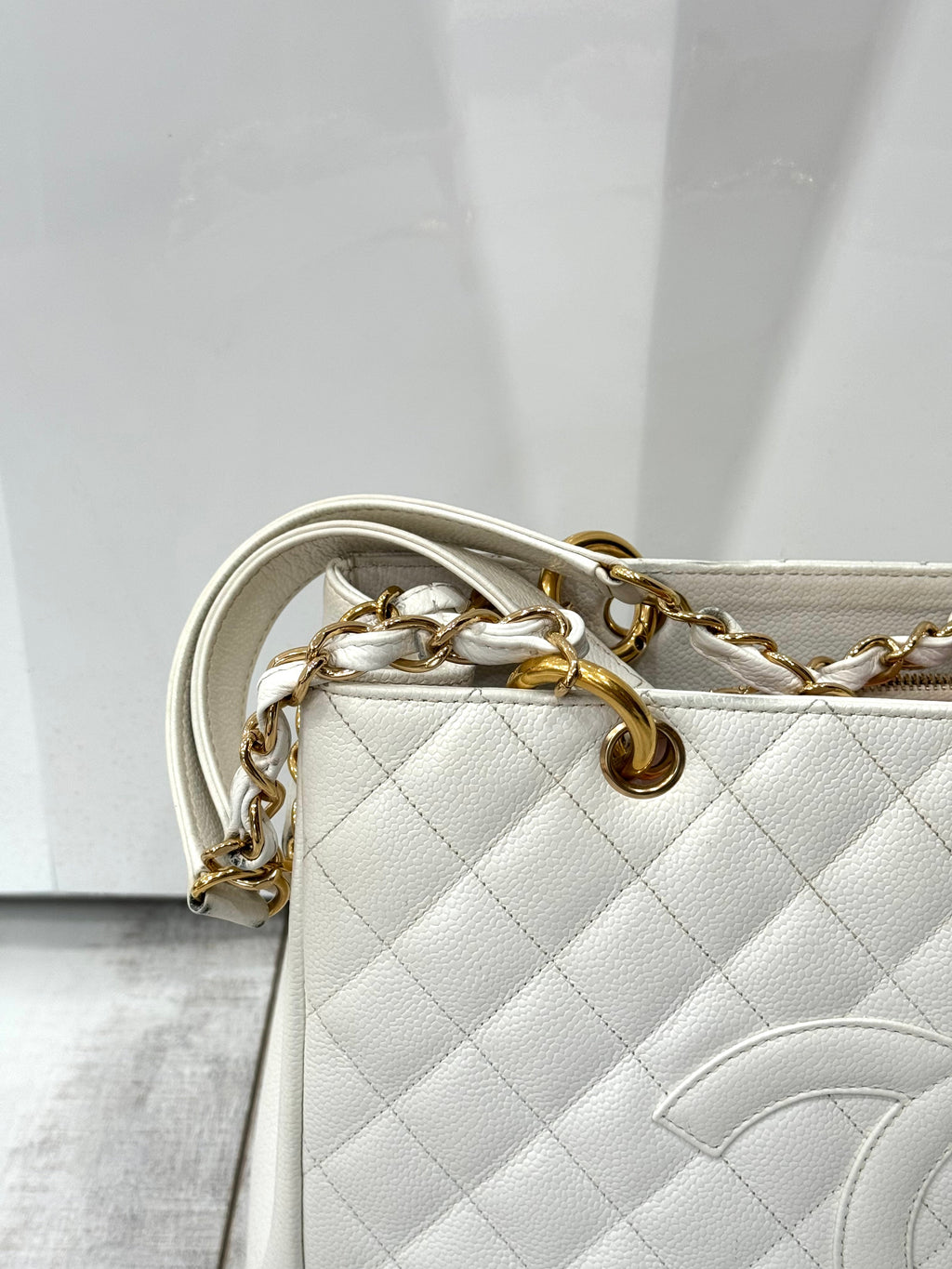 CHANEL CAVIAR QUILTED GRAND SHOPPING GST TOTE BAG
