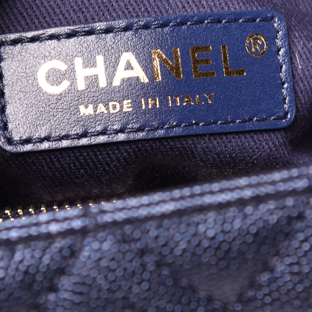 CHANEL CAVIAR QUILTED SMALL COCO HANDLE FLAP BAG