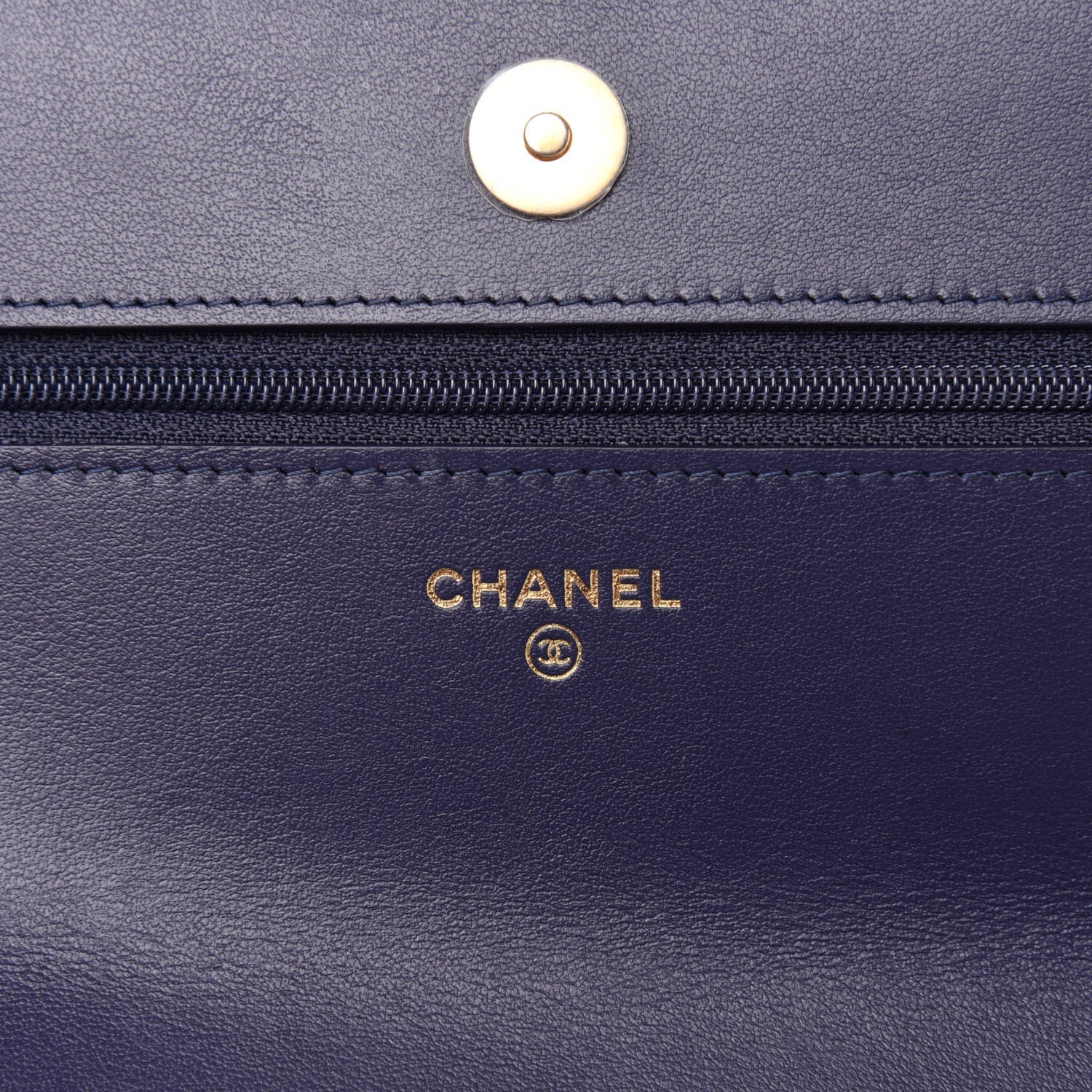 CHANEL DENIM QUILTED CHANEL 19 WALLET ON CHAIN