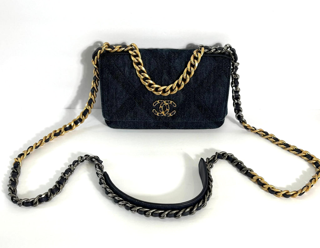 CHANEL DENIM QUILTED CHANEL 19 WALLET ON CHAIN
