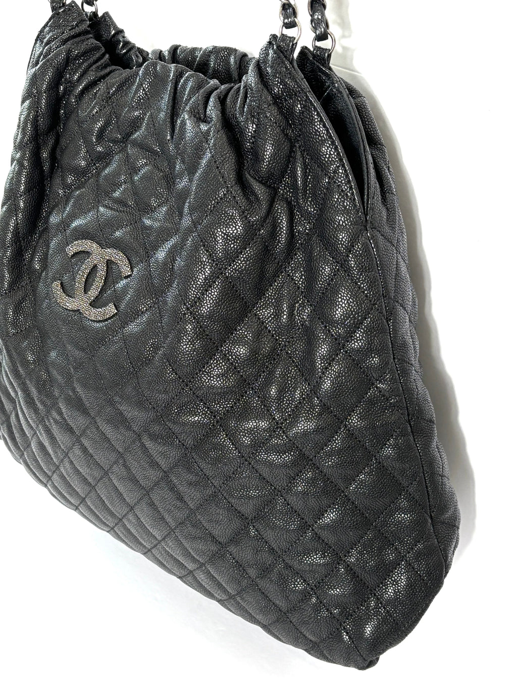 CHANEL GLAZED CAVIAR LEATHER QUILTED LARGE ELASTIC SHOULDER BAG