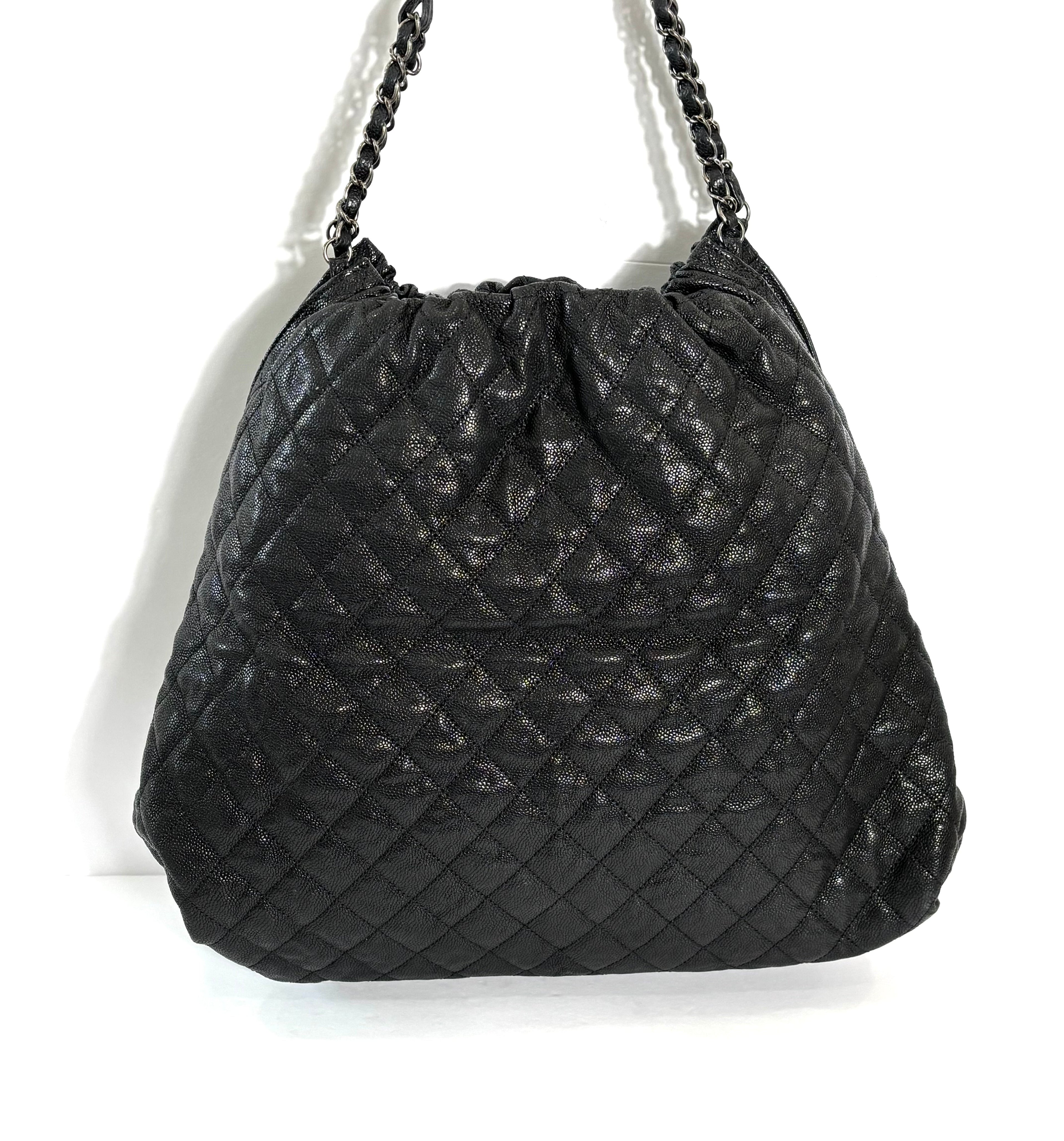 CHANEL GLAZED CAVIAR LEATHER QUILTED LARGE ELASTIC SHOULDER BAG