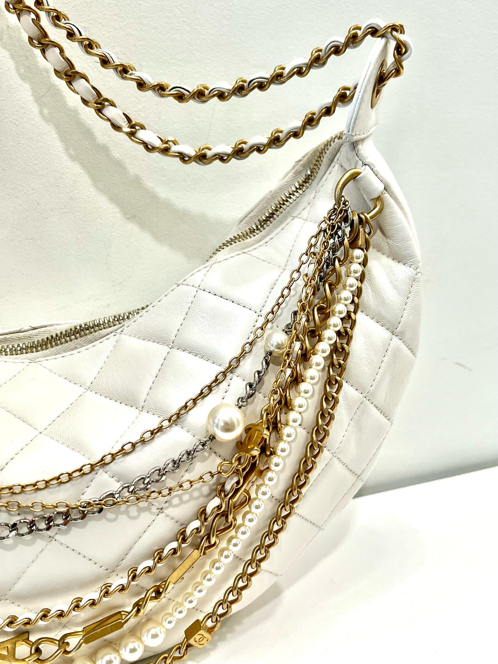 CHANEL PARIS NY ALL ABOUT CHAINS NAPPA LEATHER HOBO BAG