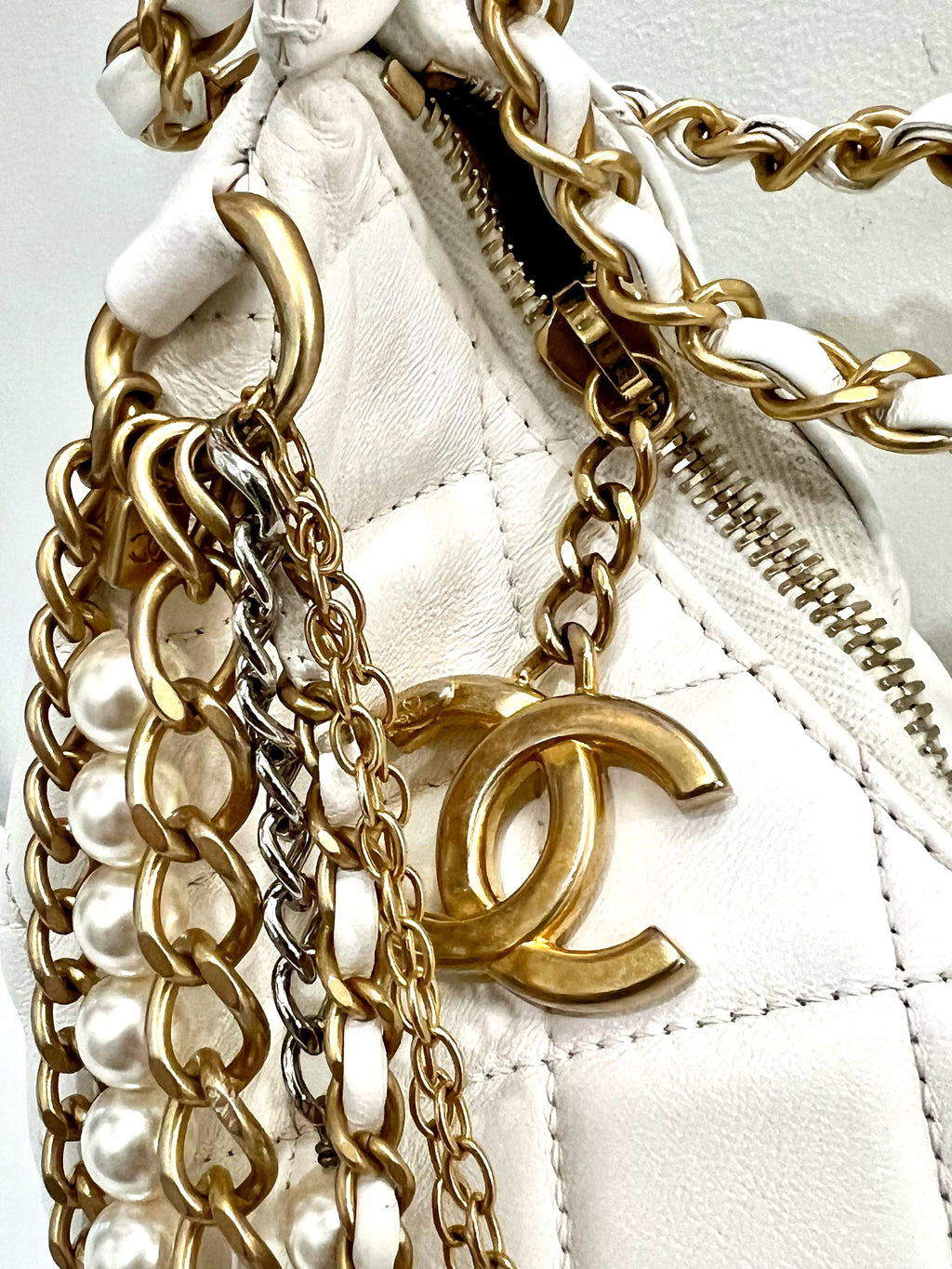 CHANEL PARIS NY ALL ABOUT CHAINS NAPPA LEATHER HOBO BAG