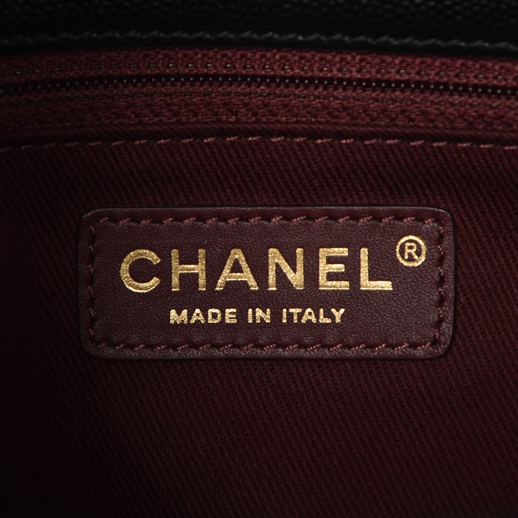 CHANEL CAVIAR QUILTED MEDIUM COCO TOP HANDLE FLAP BAG-HS