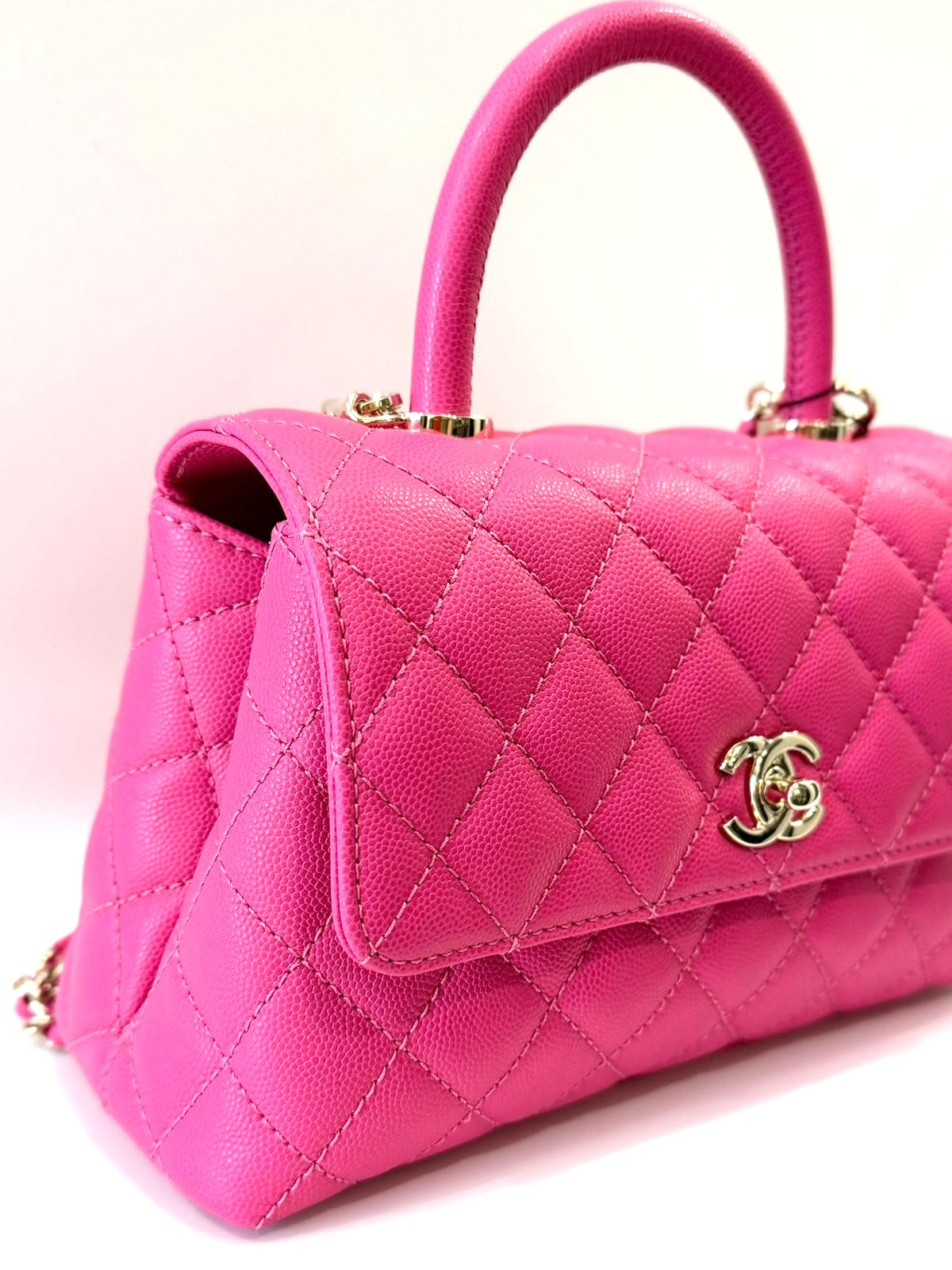 CHANEL CAVIAR QUILTED SMALL COCO HANDLE FLAP BAG IN PINK