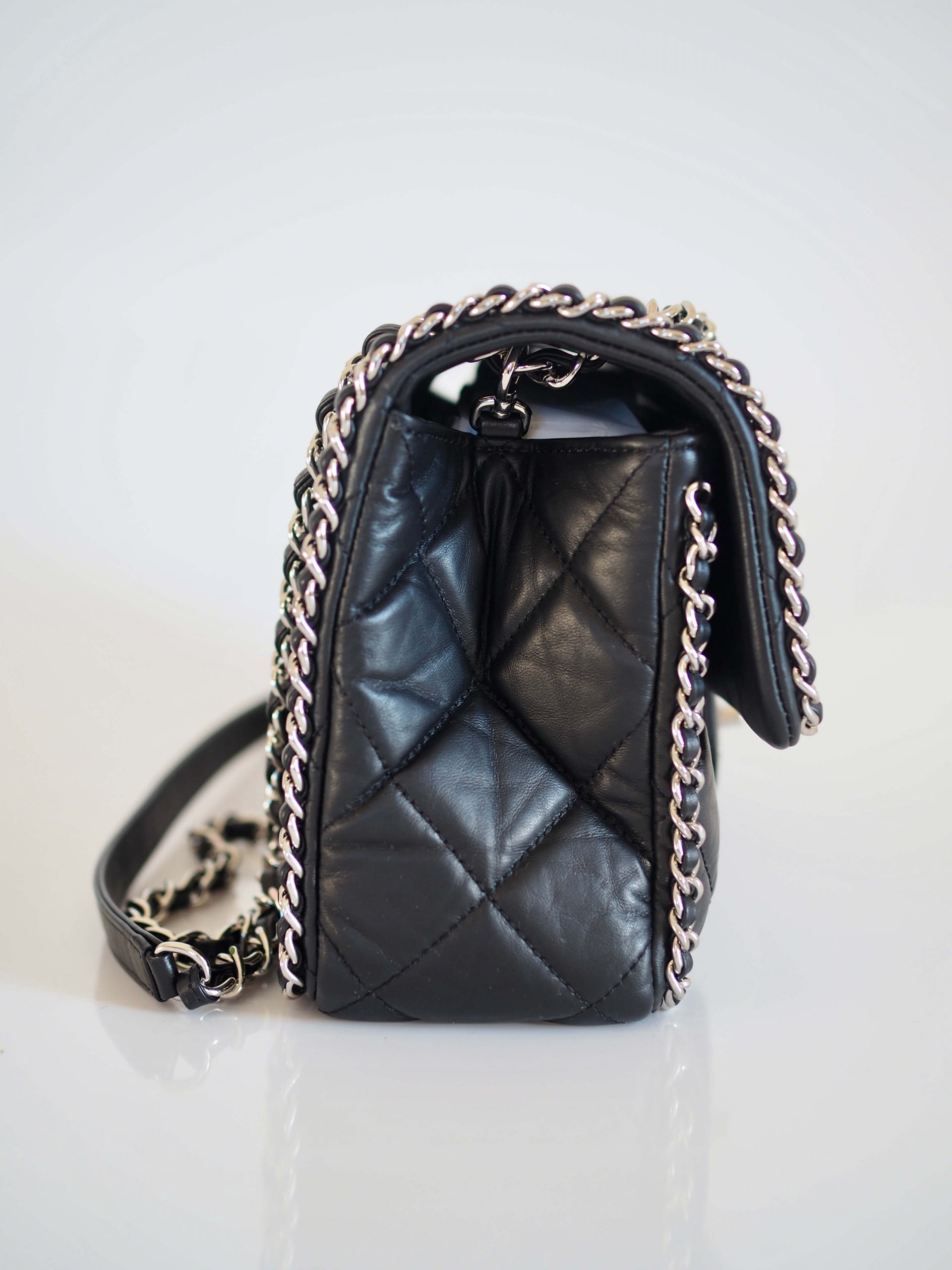 CHANEL RUNNING CHAIN AROUND FLAP BAG MEDIUM