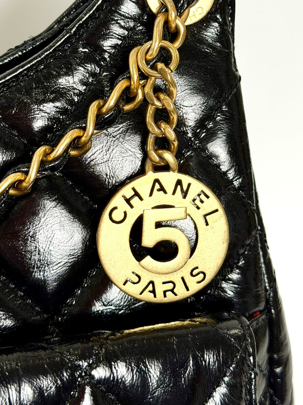CHANEL CC SHINY CRUMPLED CALFSKIN QUILTED WAVY MEDIUM HOBO BAG