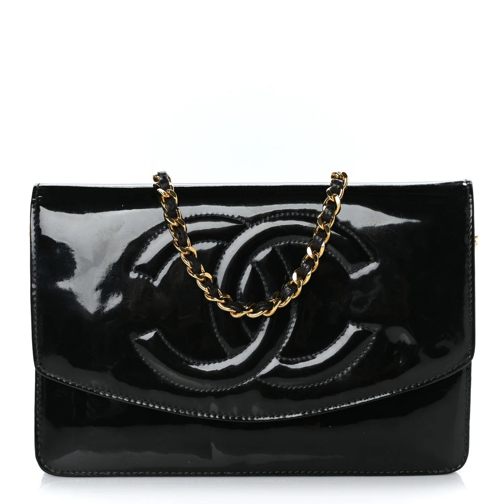 CHANEL CC TIMELESS PATENT LEATHER WALLET ON CHAIN