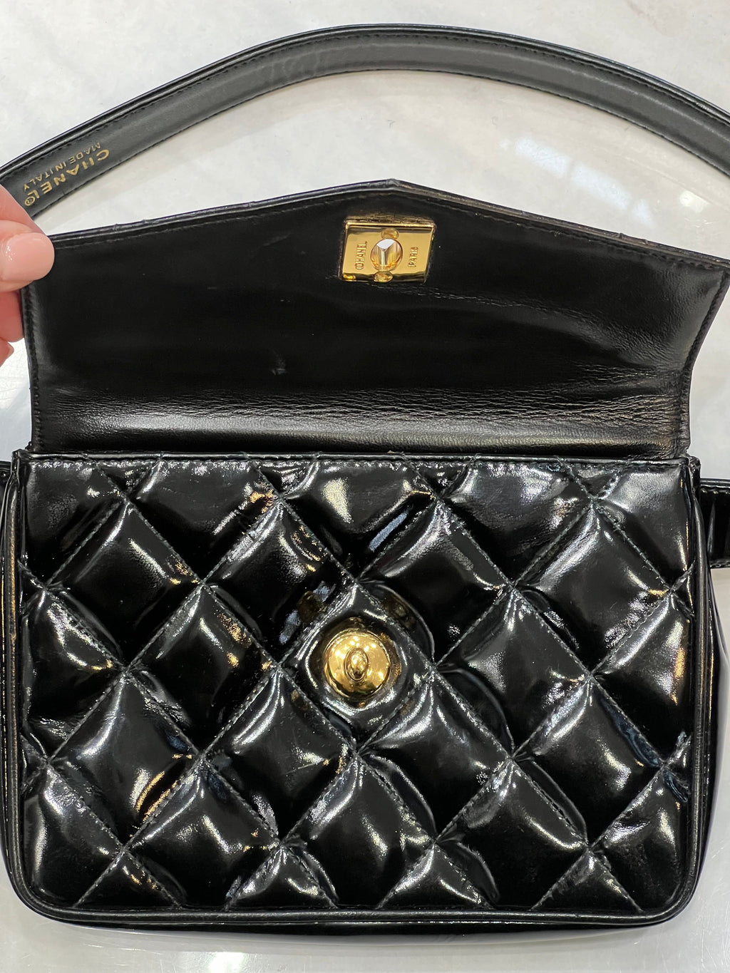 CHANEL QUILTED PATENT LEATHER VINTAGE BUM BAG
