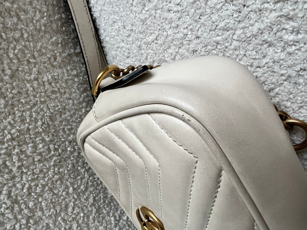 Gucci GG White Marmont Mini Shoulder Bag (RRP £1,360)
