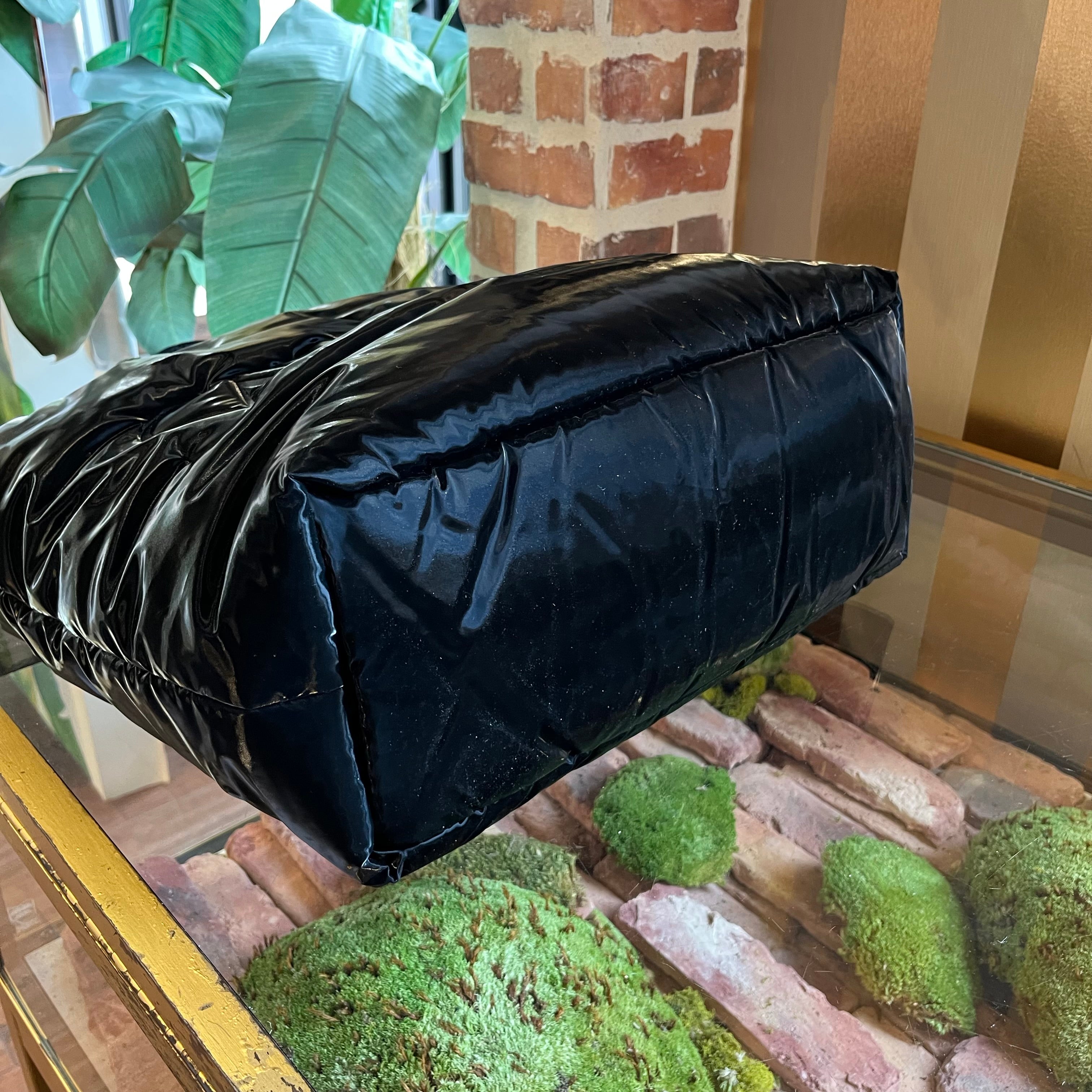 SAINT LAURENT Maxi Shopping Black Silktech Tote
