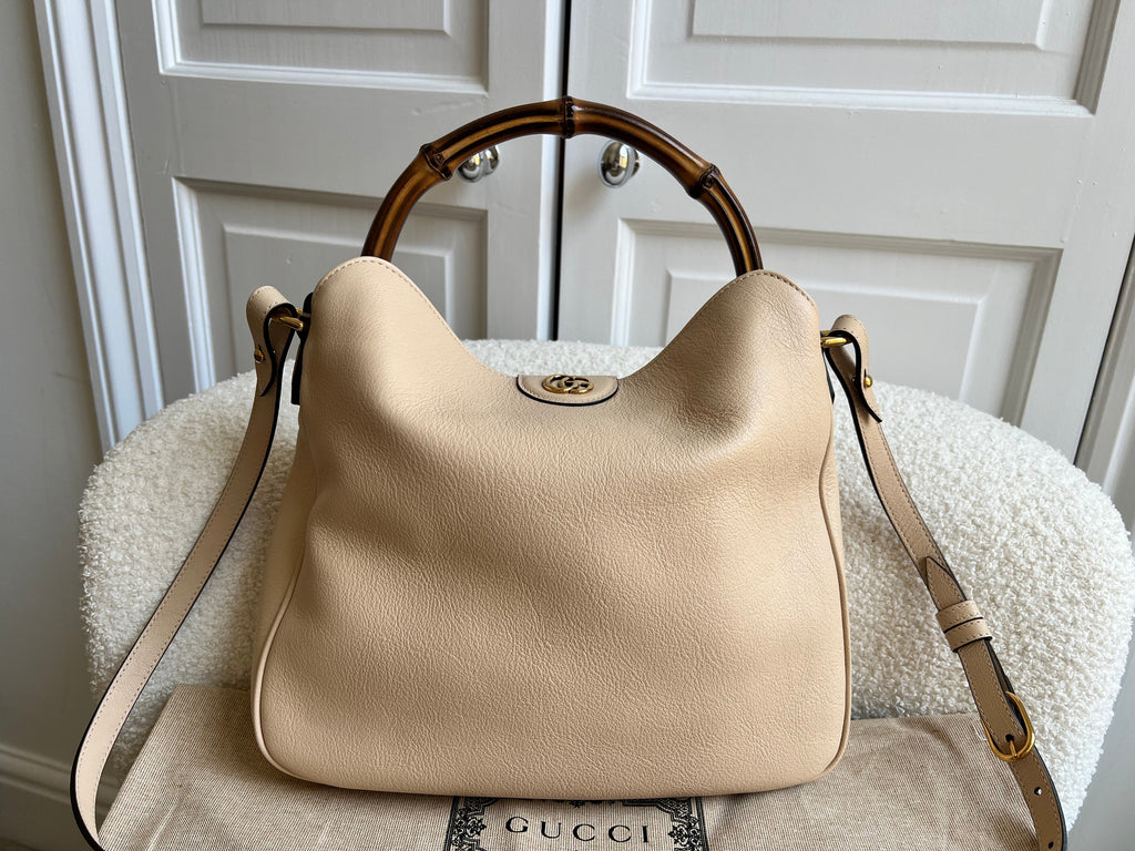 Gucci Cream Medium Diana Hobo (RRP £2110)