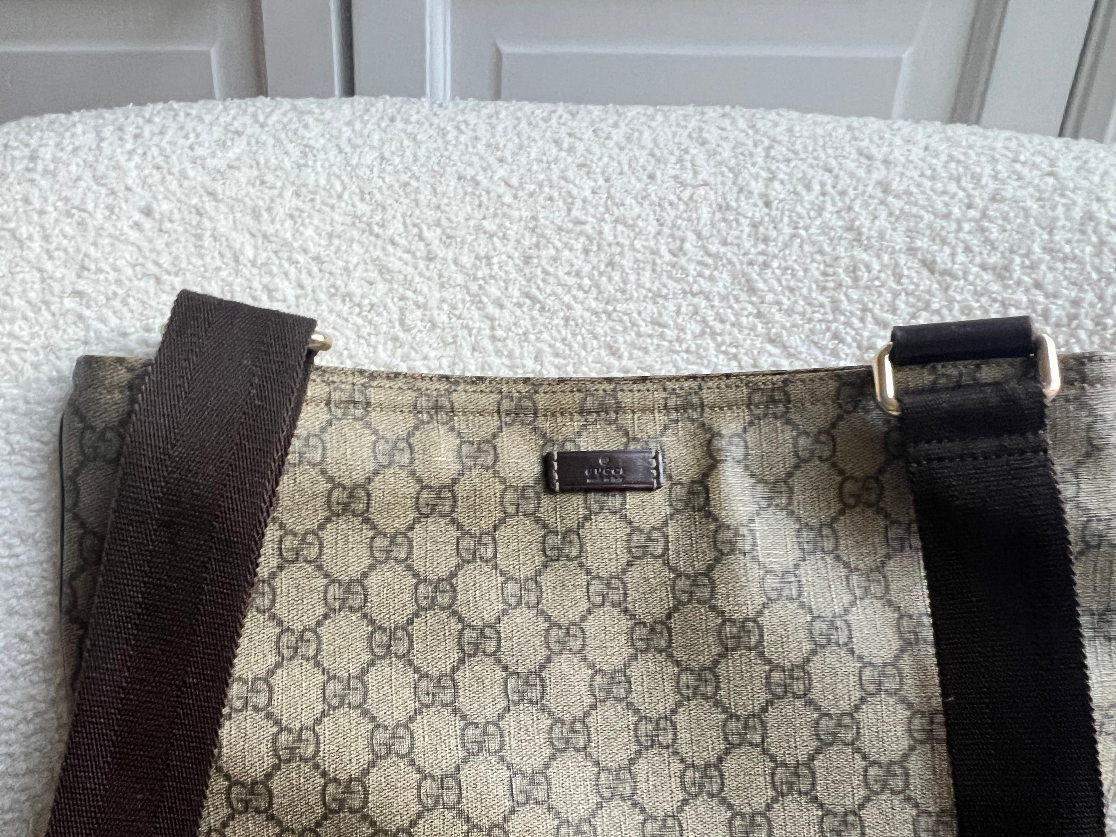 Gucci GG Canvas Messenger Bag