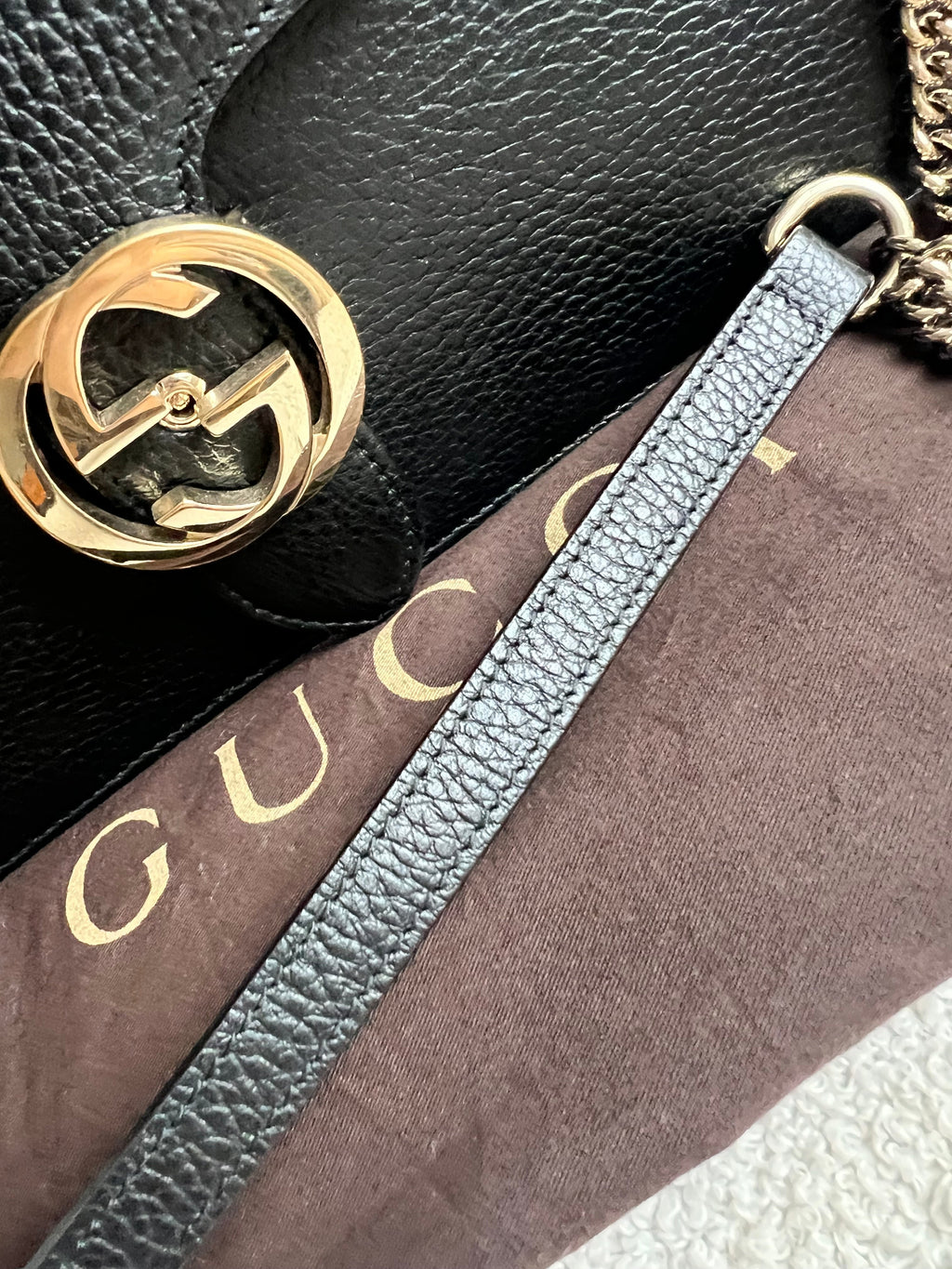Gucci Interlocking GG Black Medium Shoulder Bag