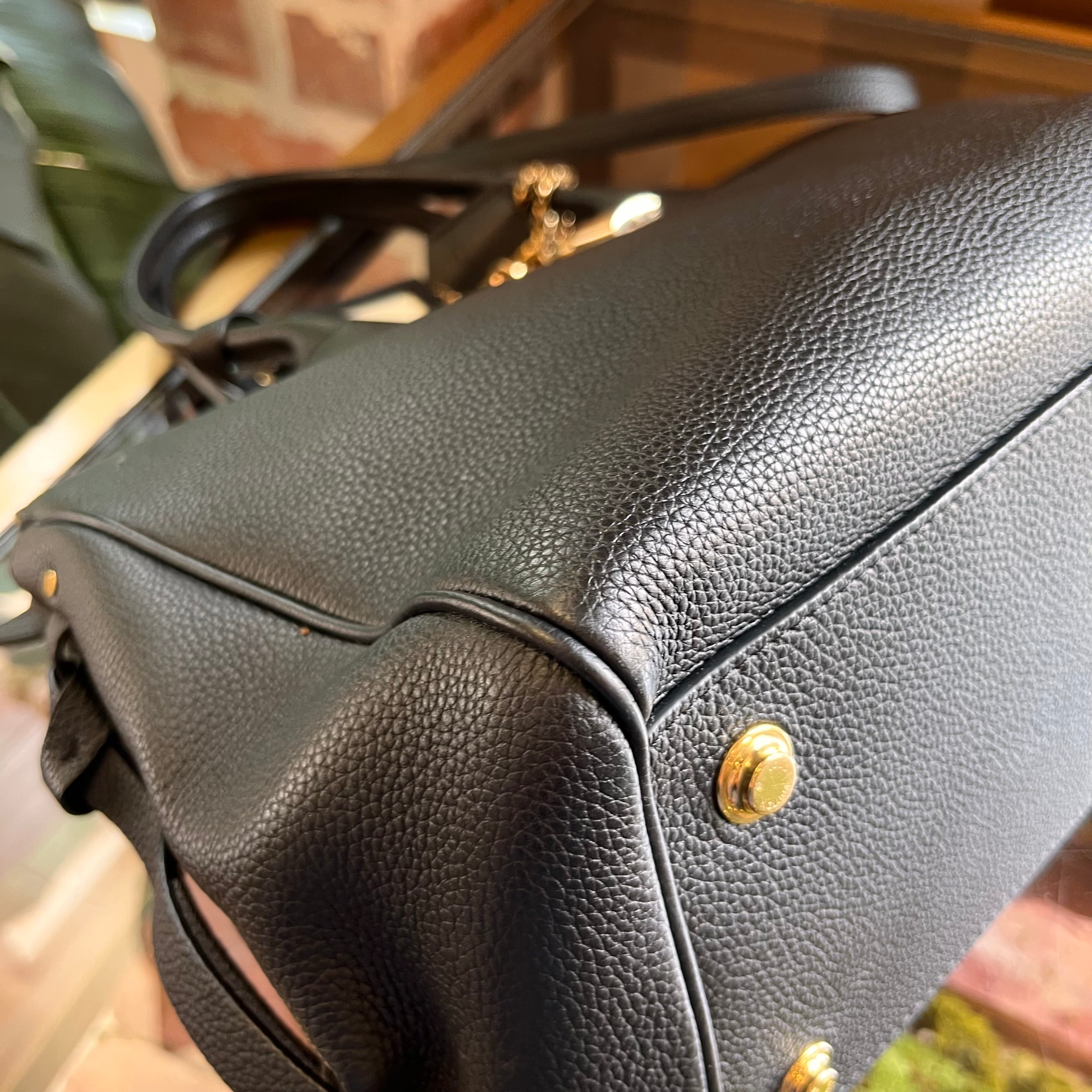 LOUIS VUITTON Milla MM Black Veau Nuage Leather Tote Bag