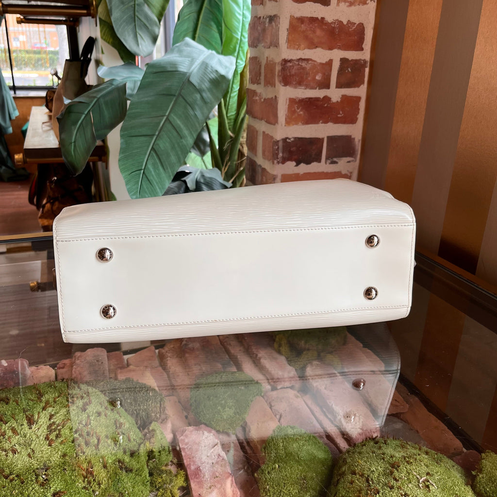 LOUIS VUITTON Pont Neuf White Epi Leather Satchel Bag