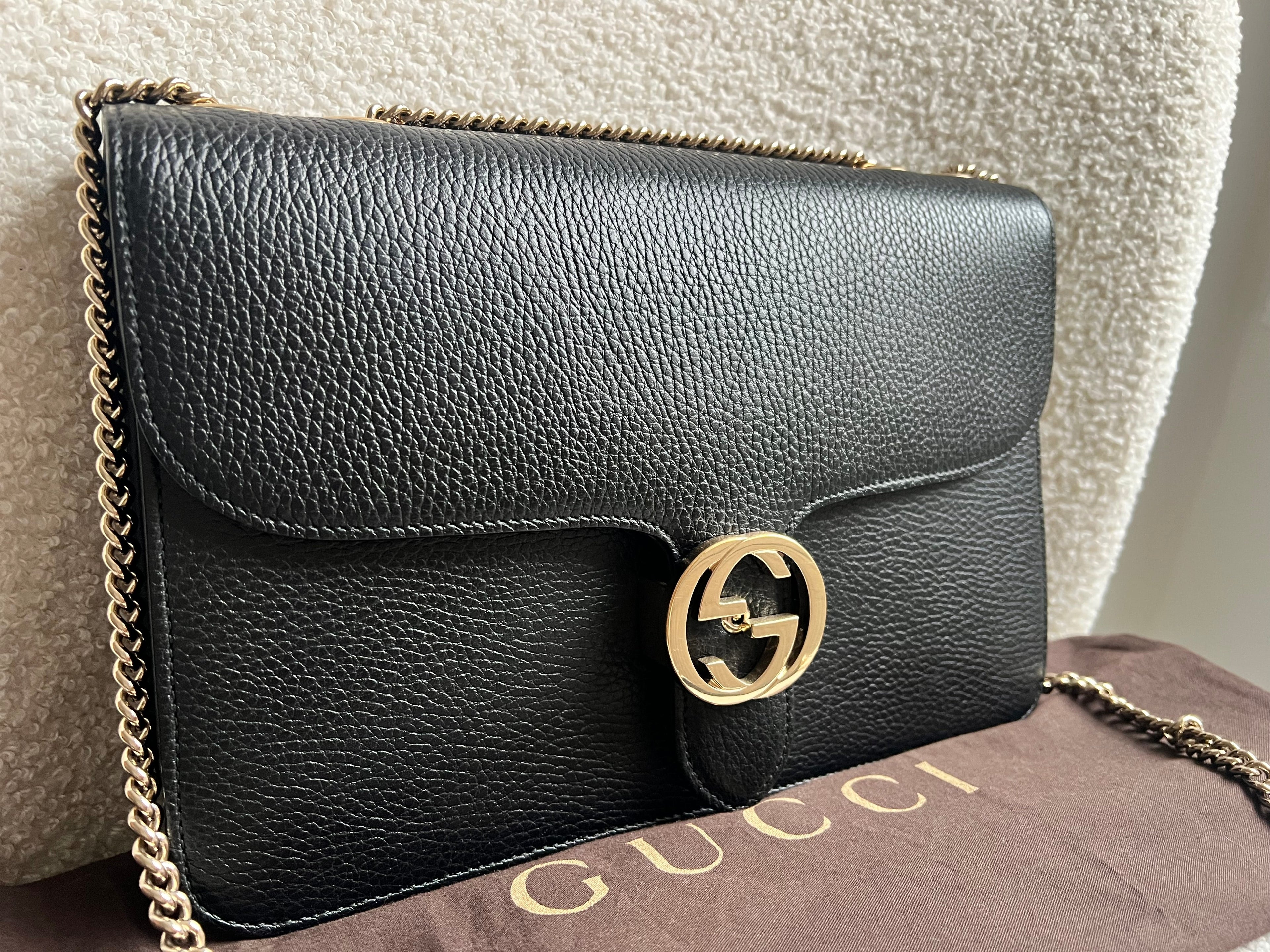 Gucci Interlocking GG Black Medium Shoulder Bag