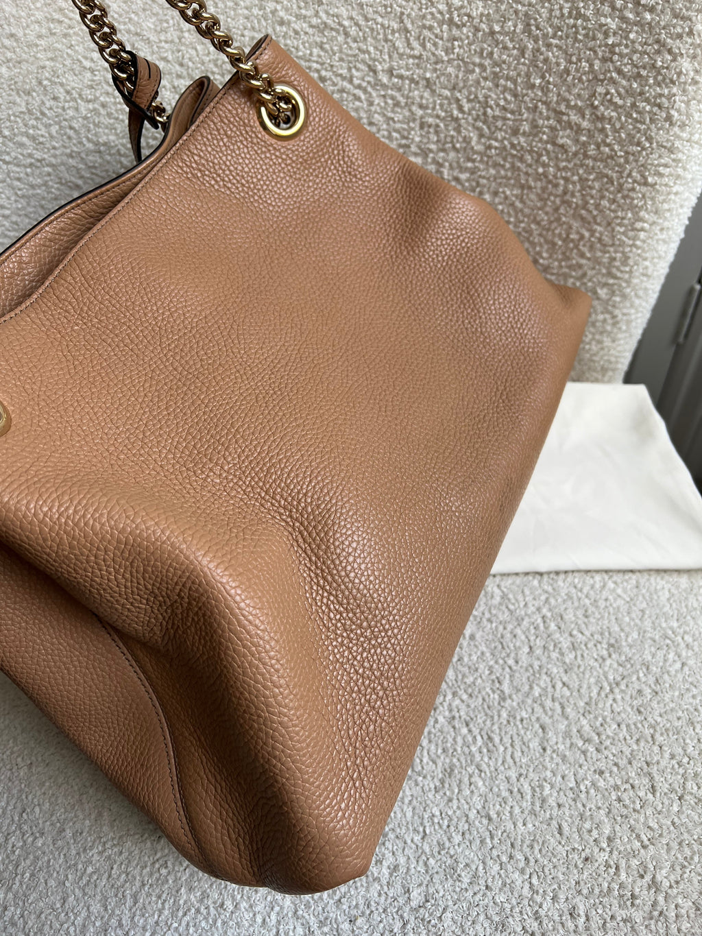 Gucci Rose Beige Soho Chain Tote (RRP £1350)