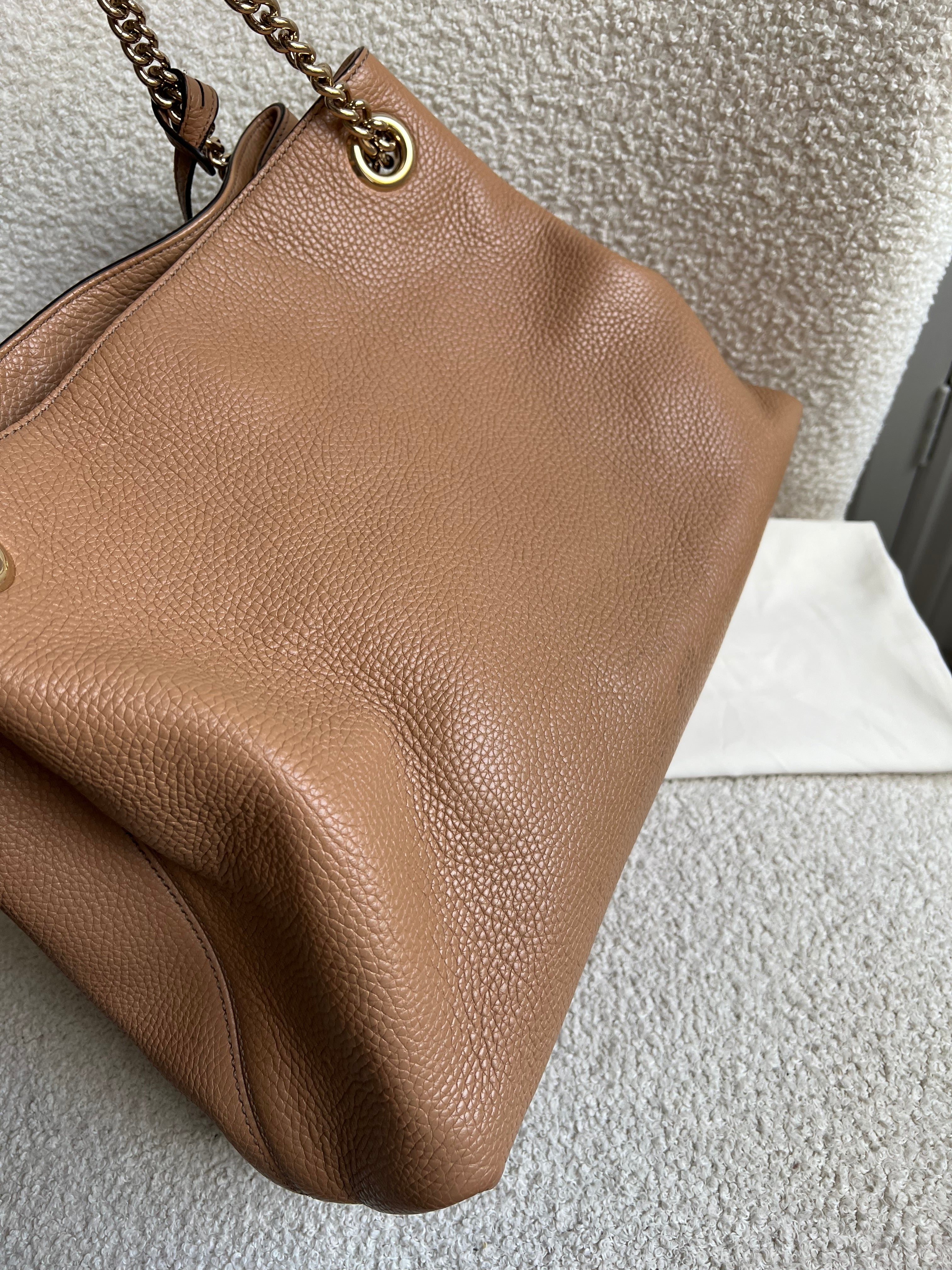 Gucci Rose Beige Soho Chain Tote (RRP £1350)