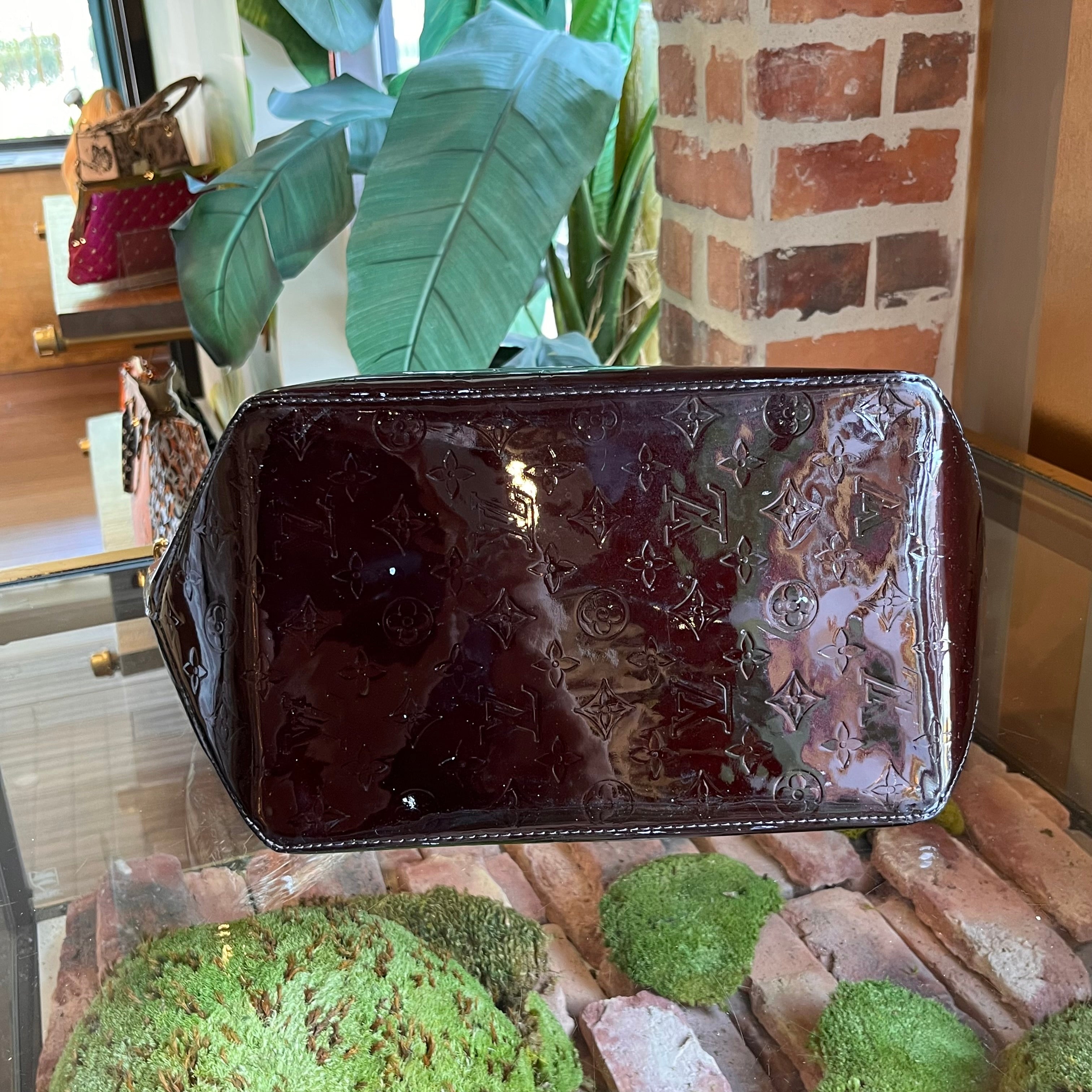 LOUIS VUITTON Bellevue GM Amarante Vernis Monogram Tote Bag