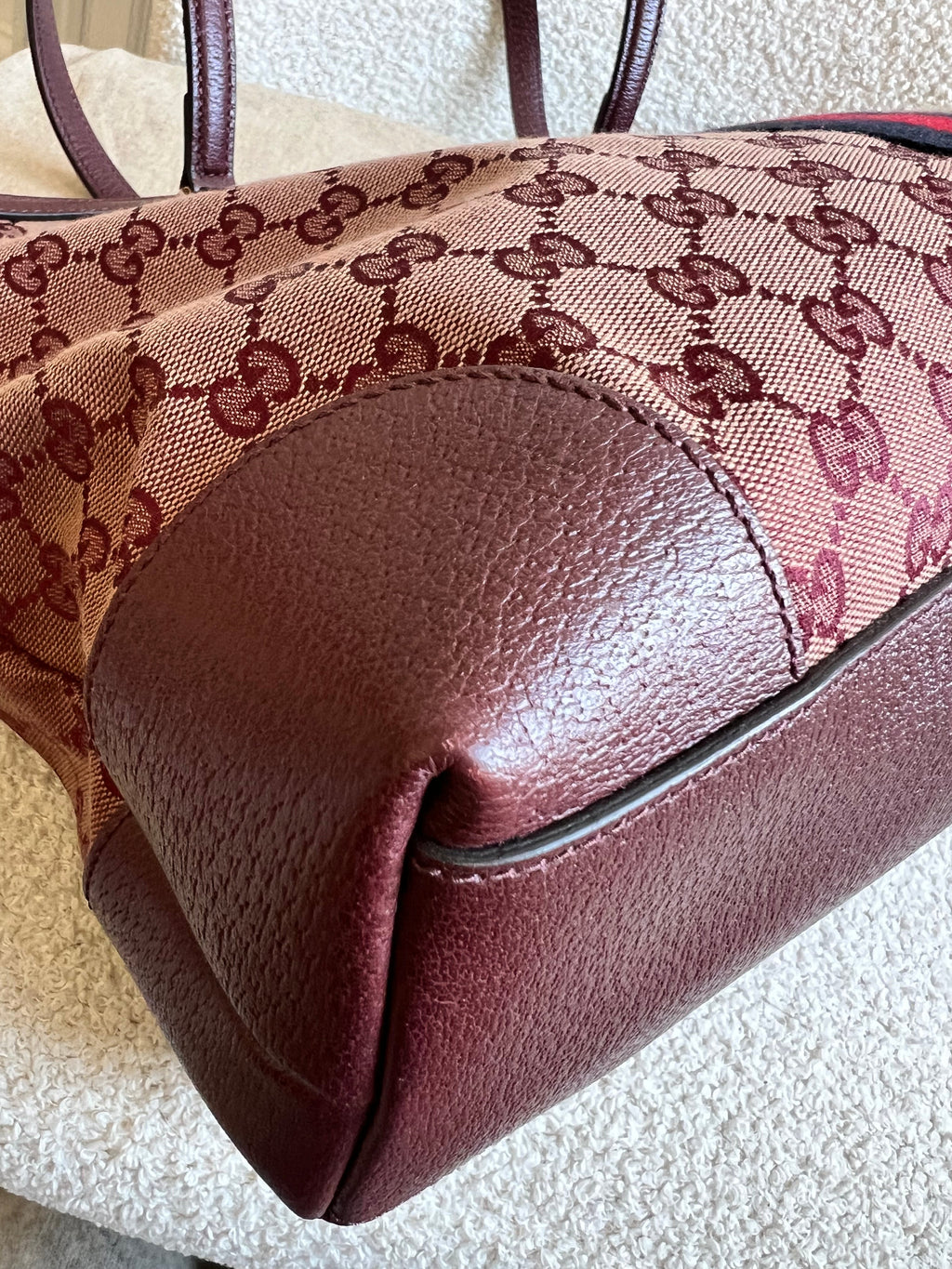 Gucci Burgundy Ophidia GG Supreme Medium Tote