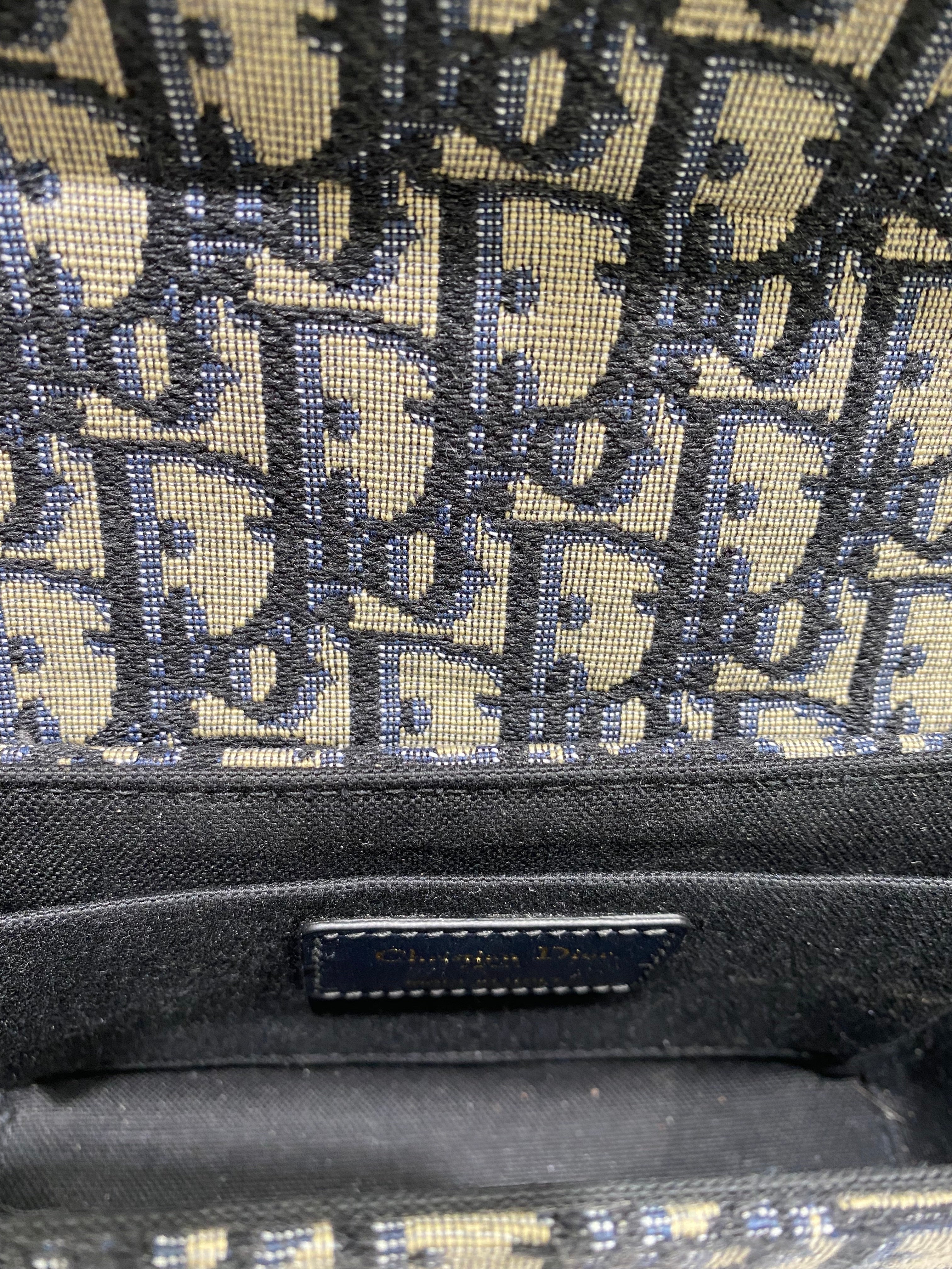CHRISTIAN DIOR BLUE OBLIQUE 30 MONTAIGNE BOX BAG