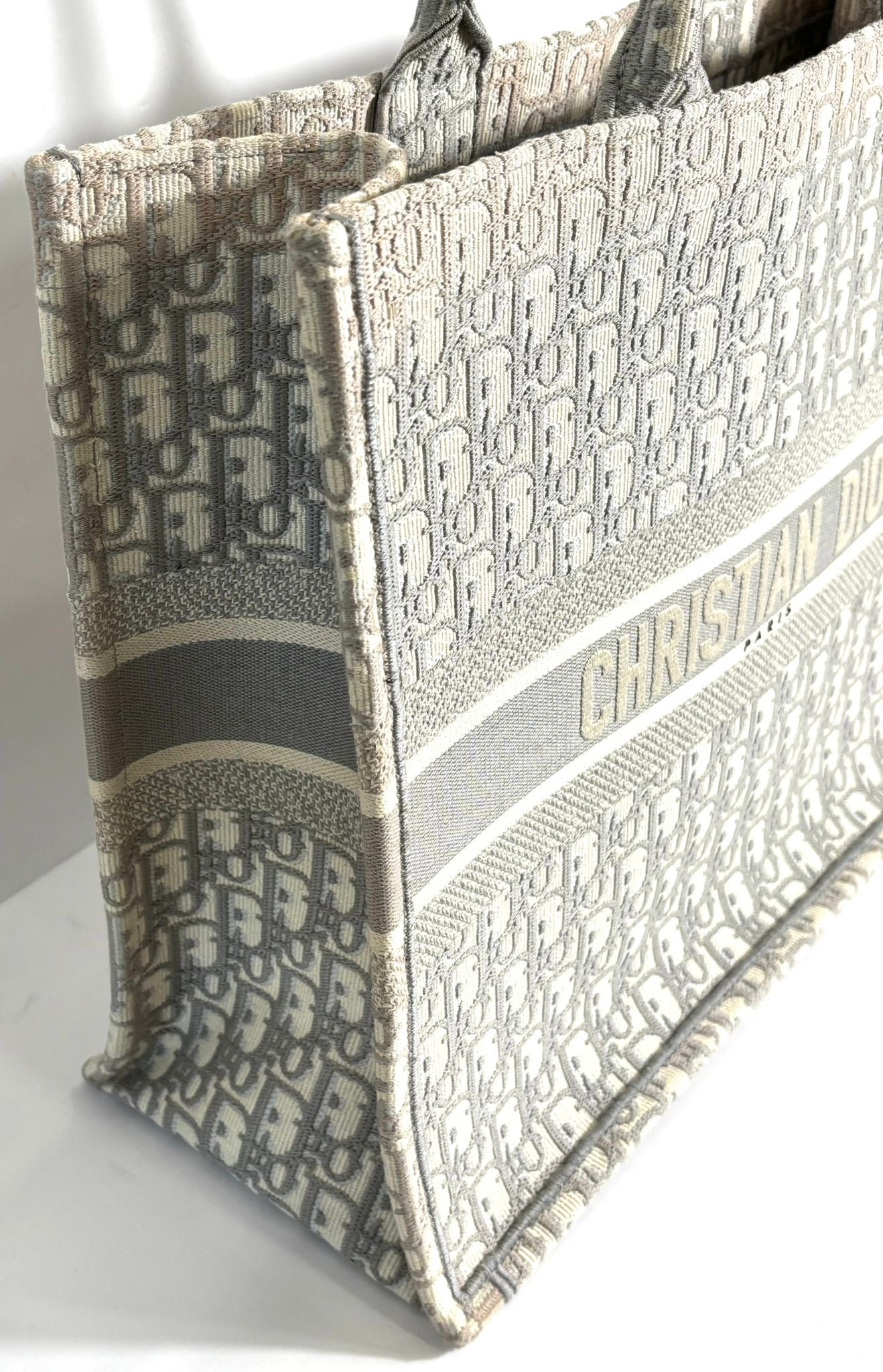 DIOR LARGE BOOK TOTE GRAY DIOR OBLIQUE EMBROIDERY