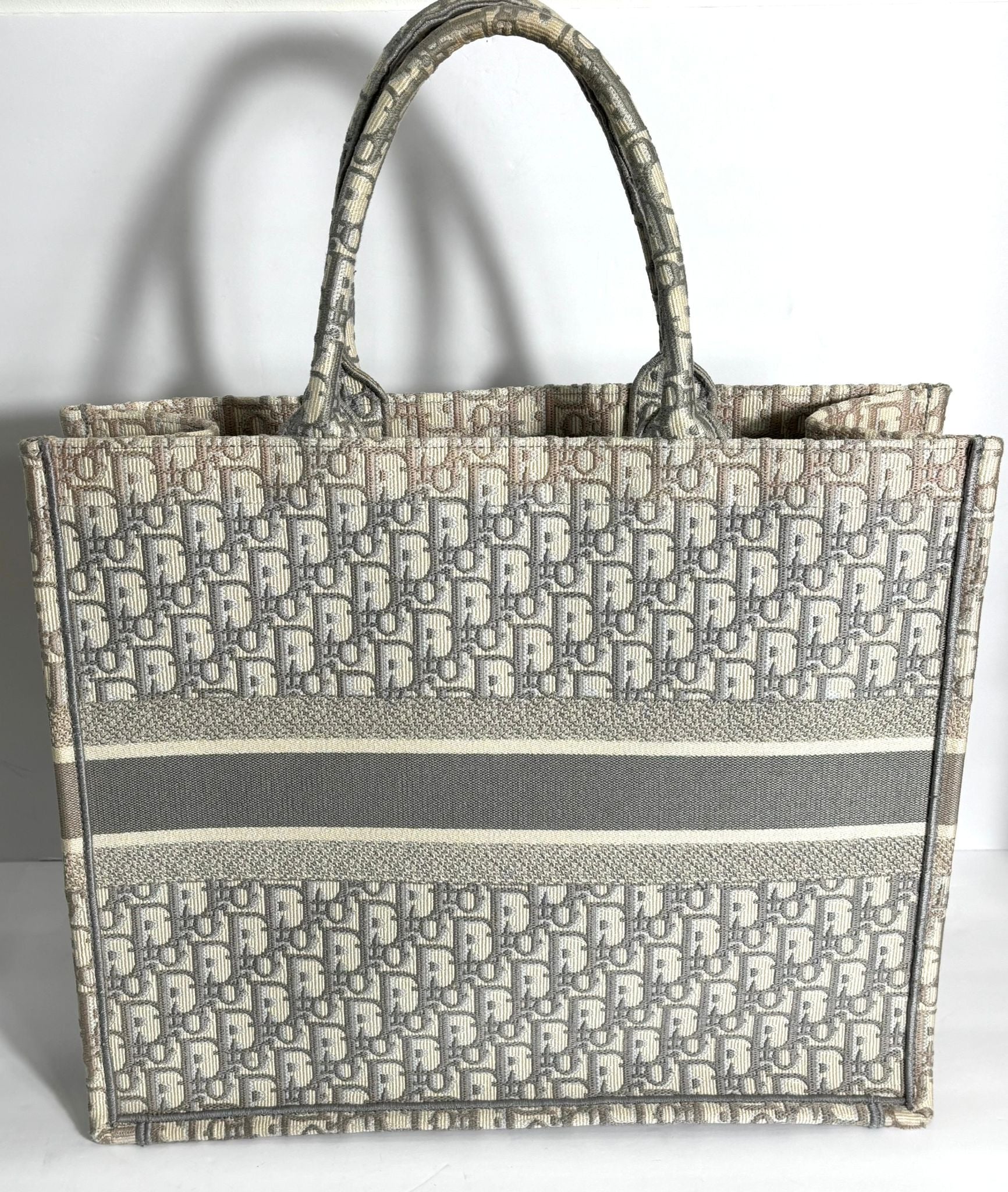 DIOR LARGE BOOK TOTE GRAY DIOR OBLIQUE EMBROIDERY