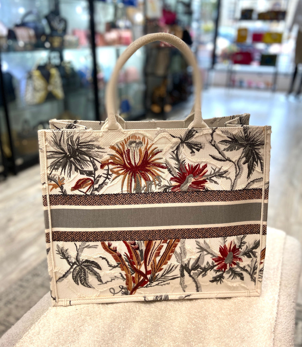 DIOR TOILE DE JOUY TROPICALLA EMBROIDERED LARGE BOOK TOTE BAG