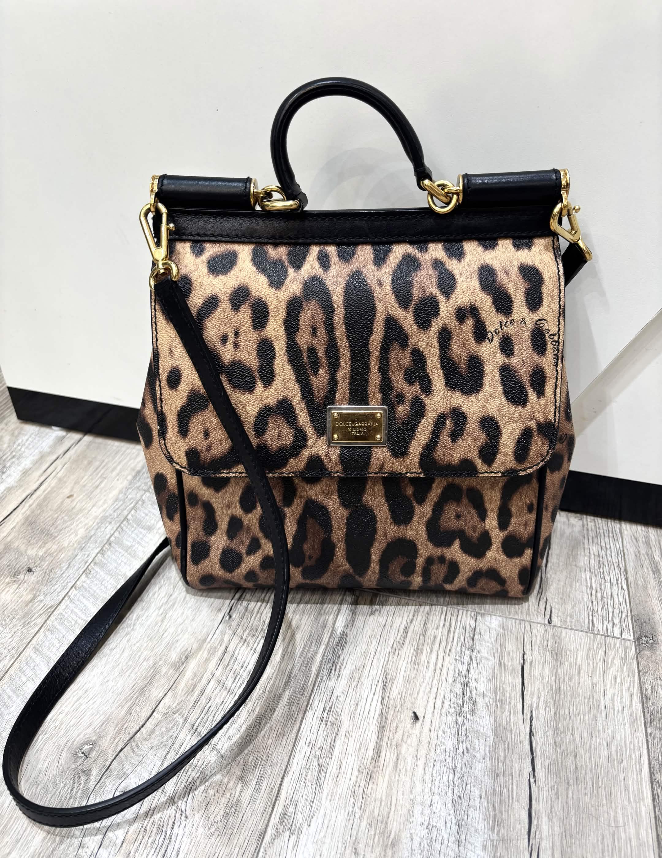 D & G LEOPARD PRINT TWO WAY LARGE MISS SCILIY BAG