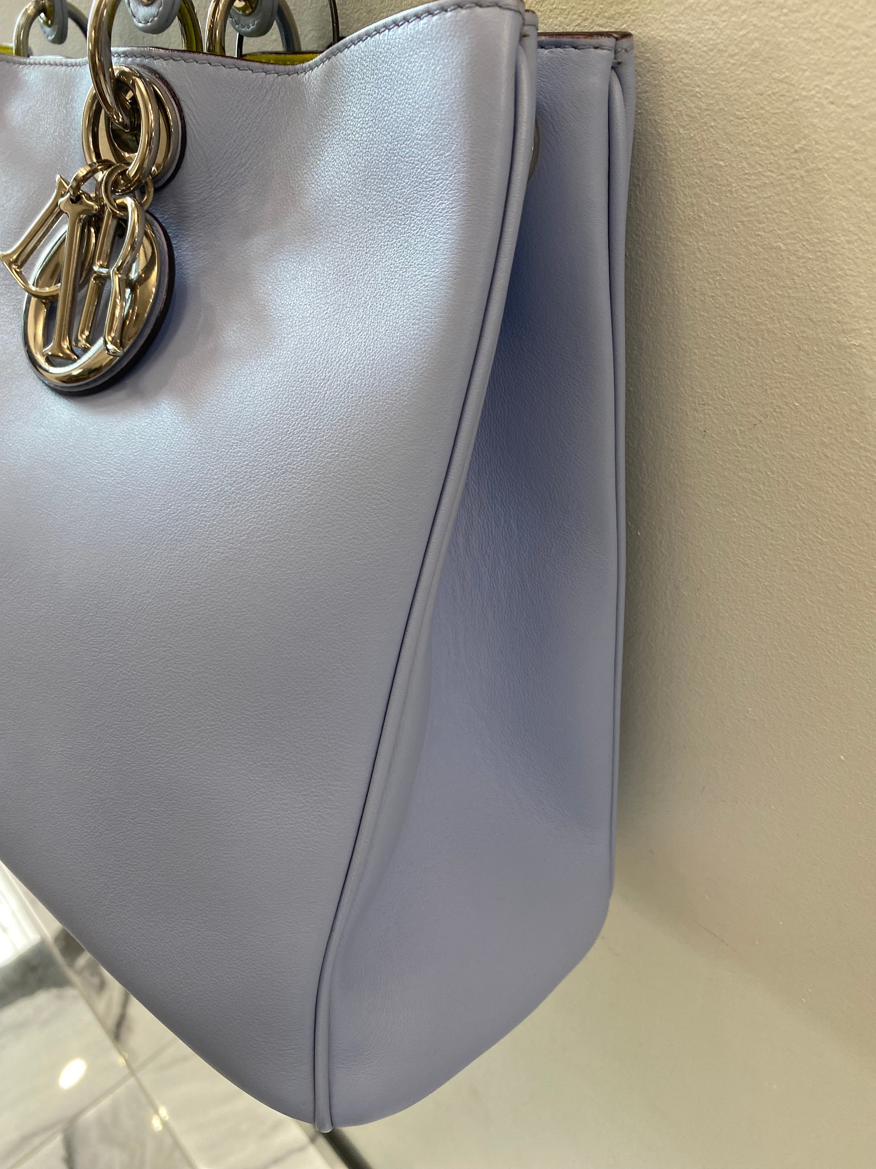 CHRISTIAN DIOR BICOLOR SOFT CALFSKIN DIORSSIMO TOTE BAG