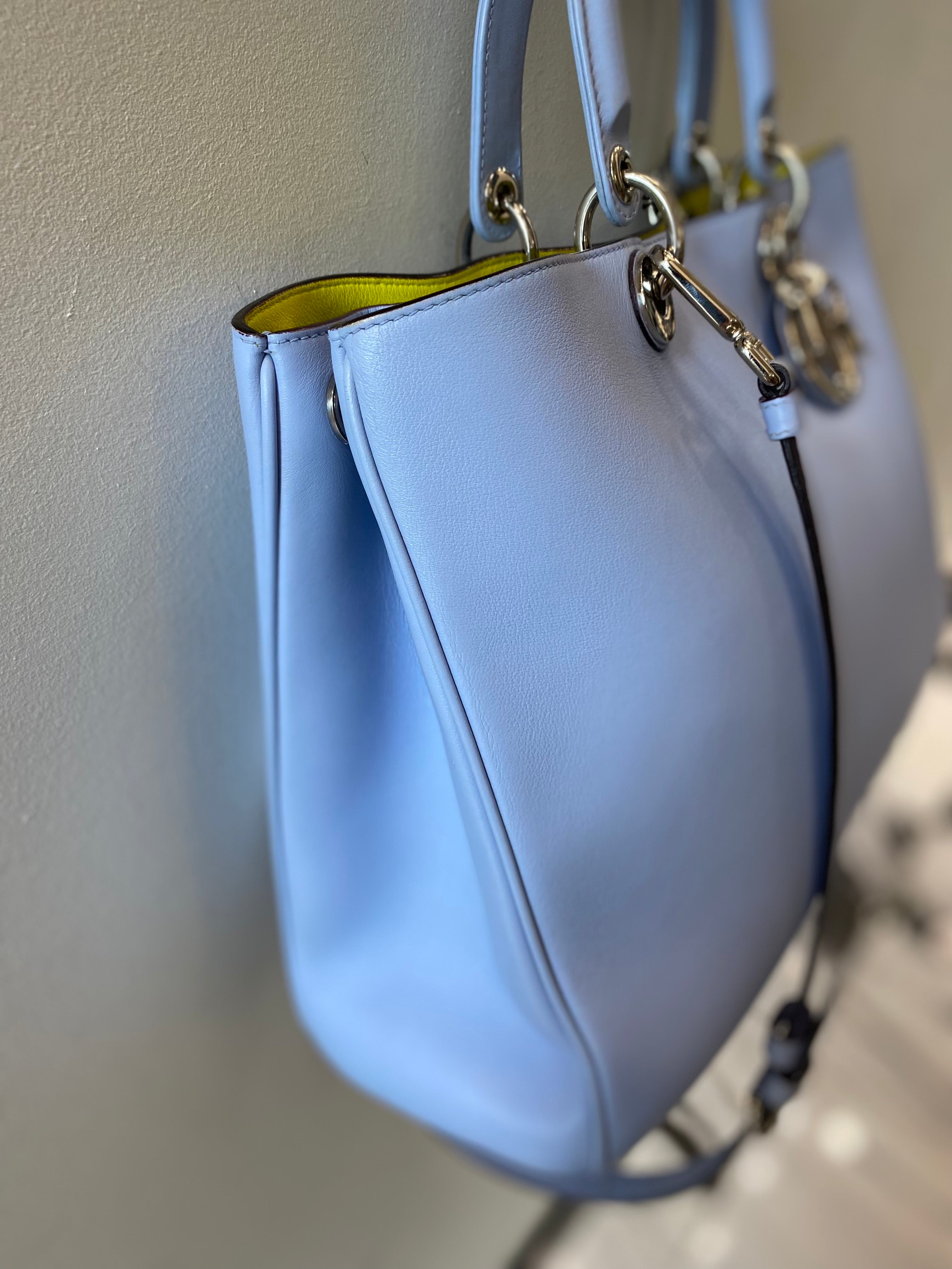 CHRISTIAN DIOR BICOLOR SOFT CALFSKIN DIORSSIMO TOTE BAG