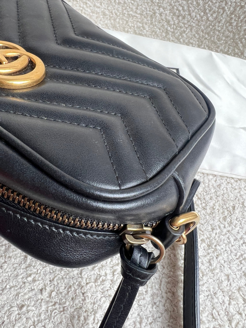 Gucci GG Black Marmont Mini Shoulder Bag (RRP £1,360)