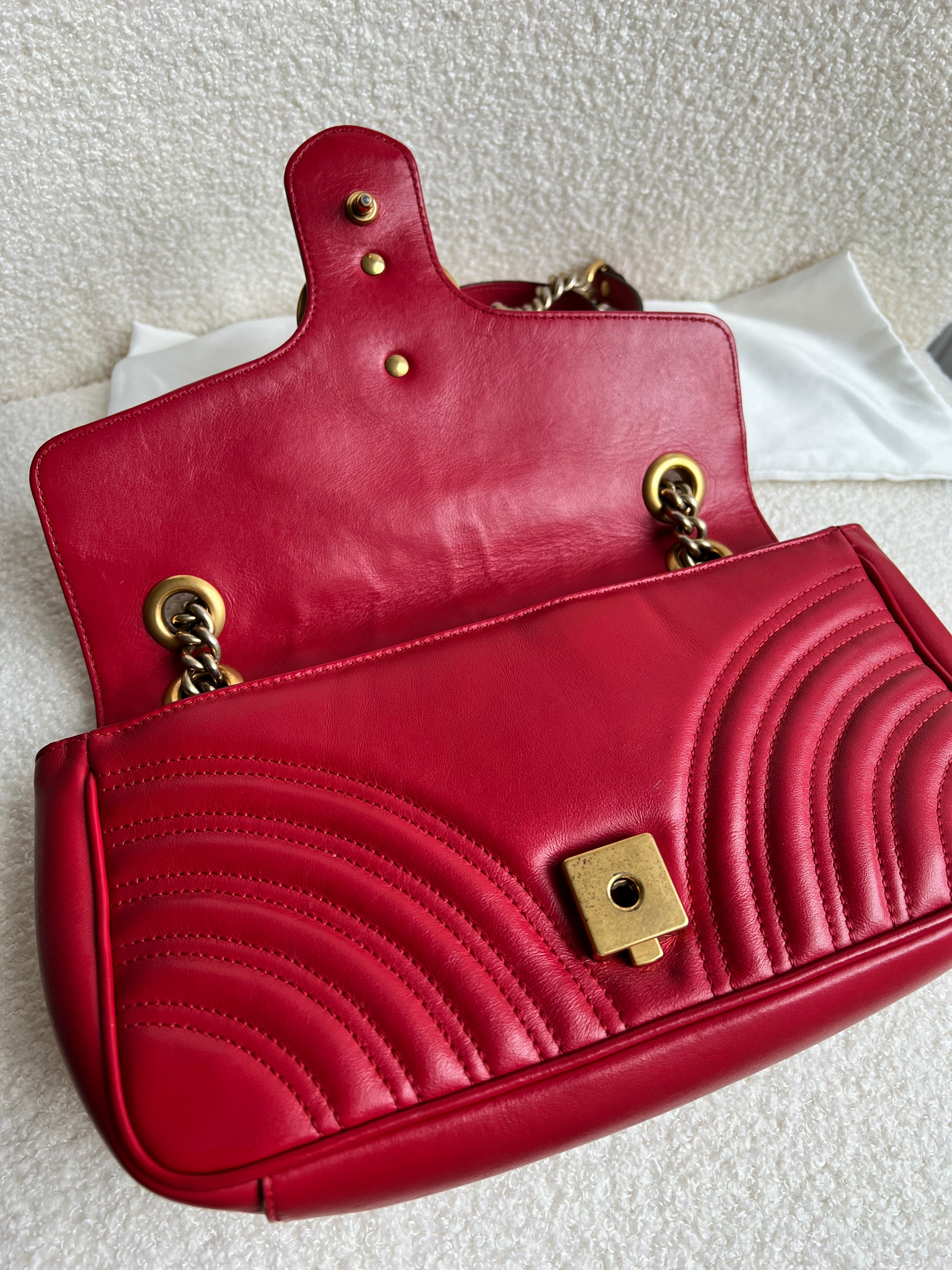 Gucci GG Hibiscus Red Marmont Small Shoulder Bag (RRP £2,070)