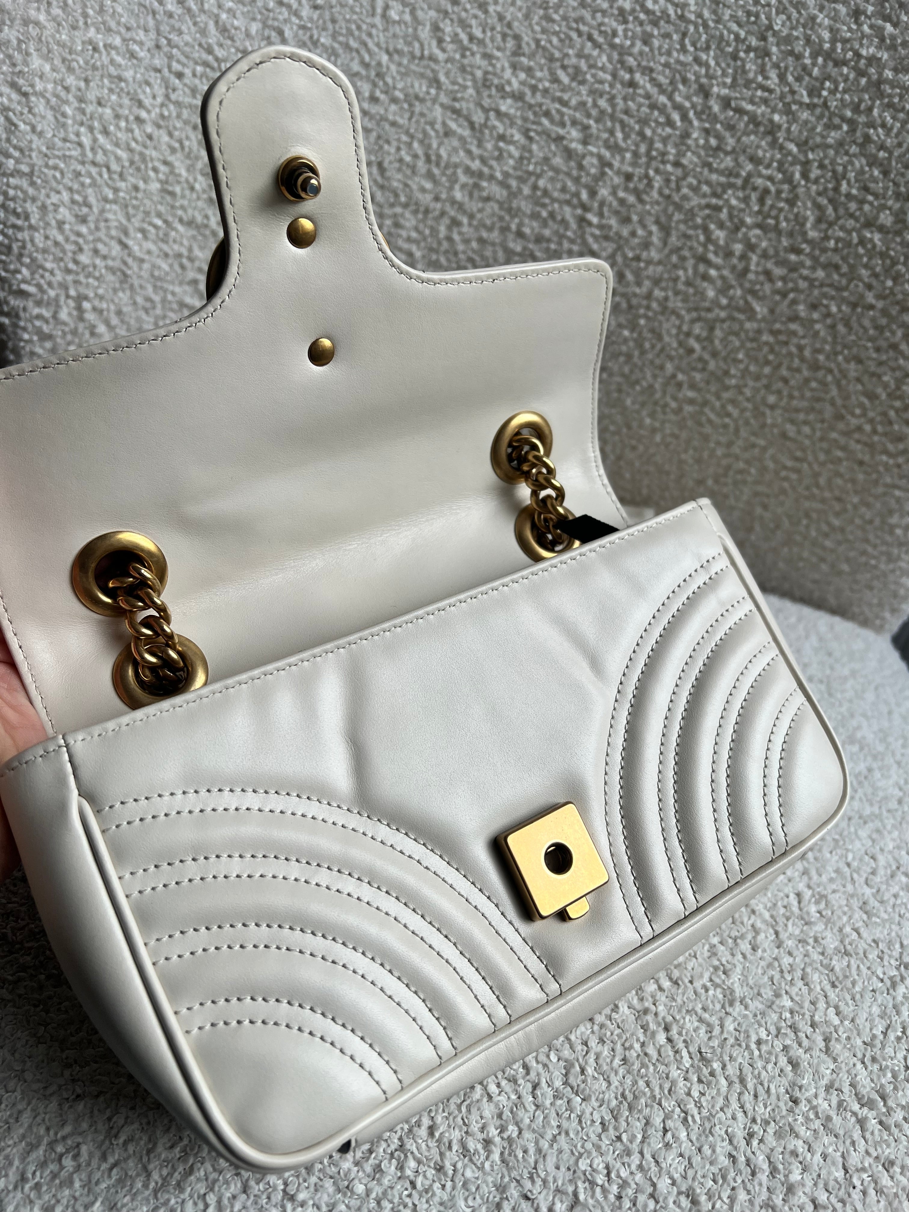 Gucci GG White Marmont Mini Shoulder Bag (RRP £1,890)